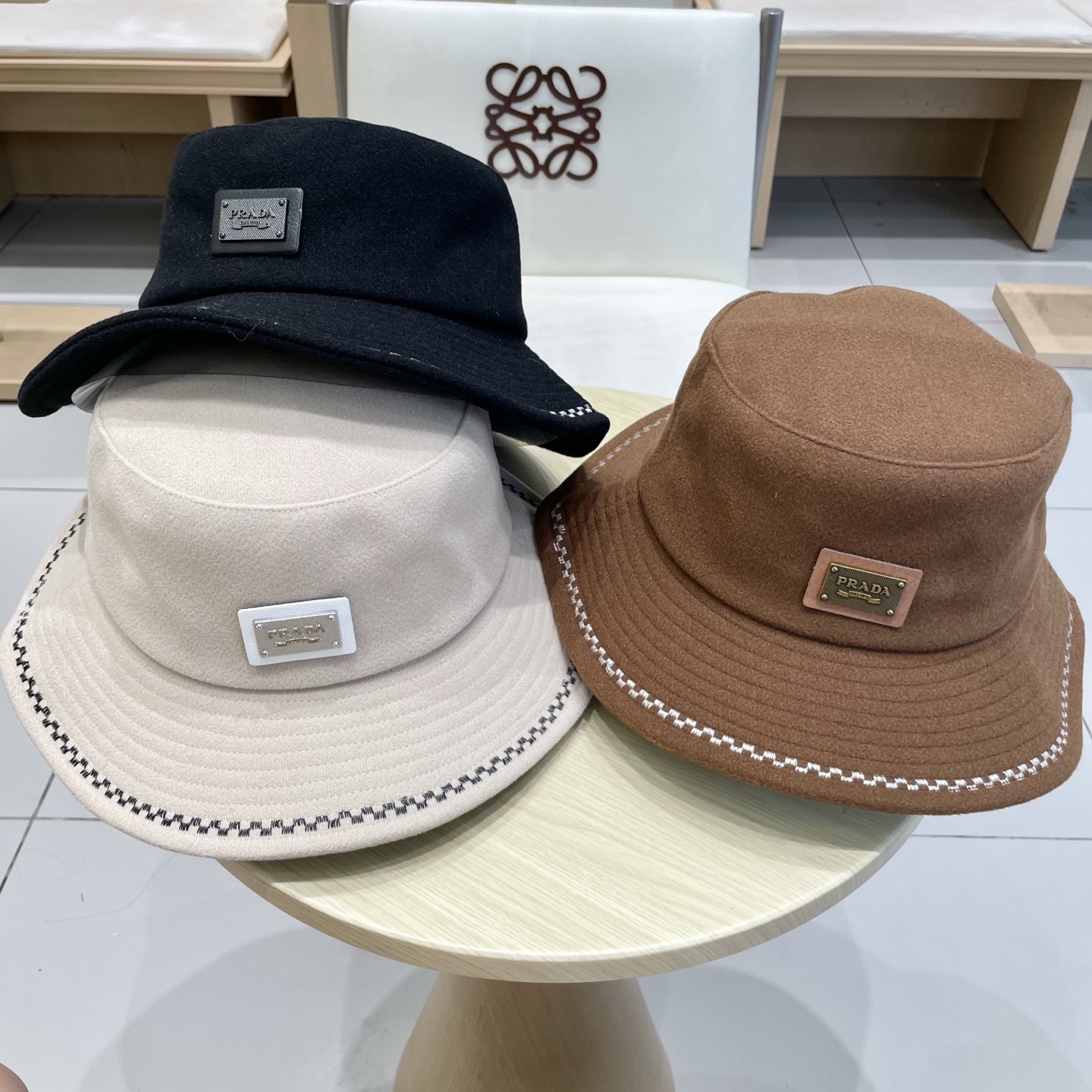 🆕rada普拉达2025新款法式赫本风盆帽双面呢羊毛韩版波浪刺绣渔夫帽女秋冬百搭