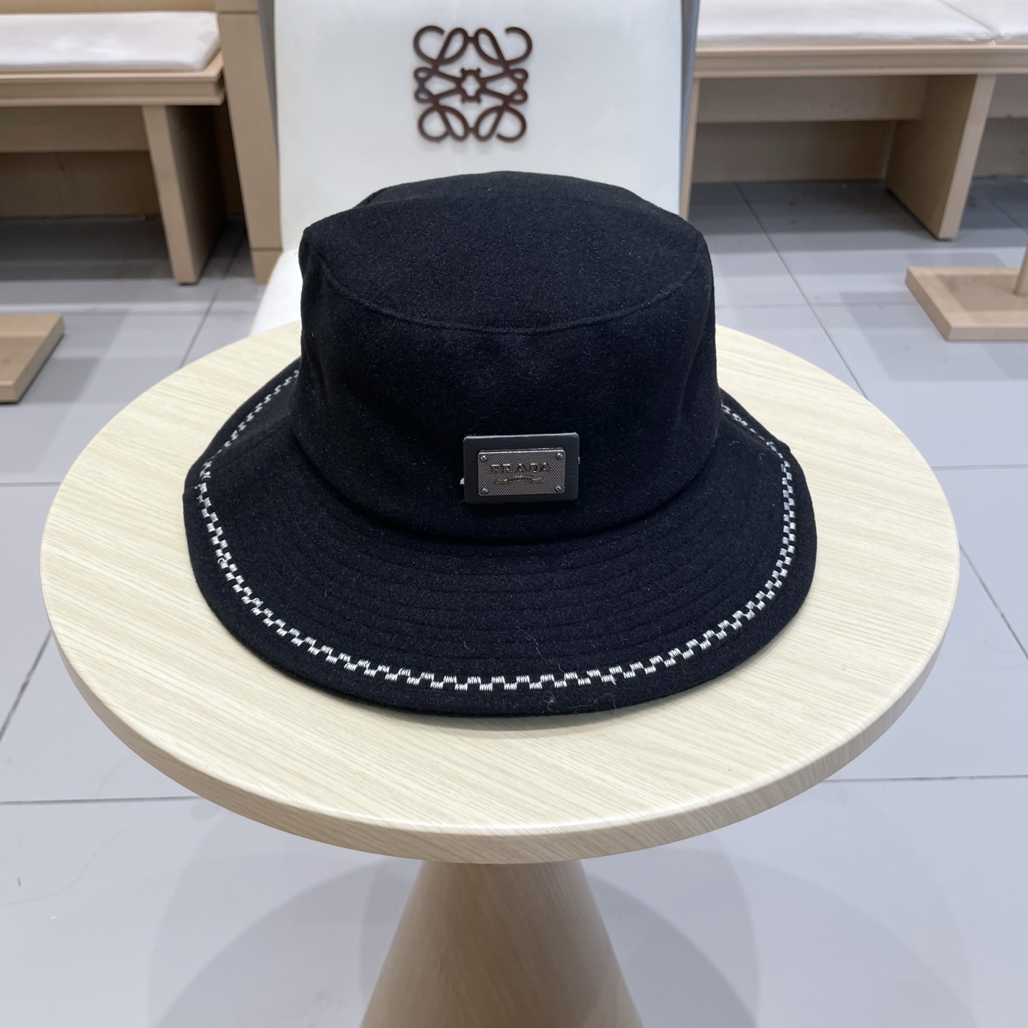 🆕rada普拉达2025新款法式赫本风盆帽双面呢羊毛韩版波浪刺绣渔夫帽女秋冬百搭