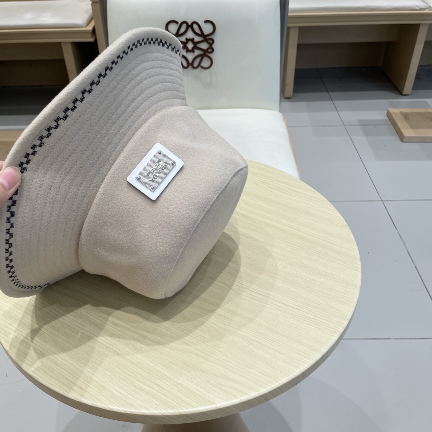 🆕rada普拉达2025新款法式赫本风盆帽双面呢羊毛韩版波浪刺绣渔夫帽女秋冬百搭 