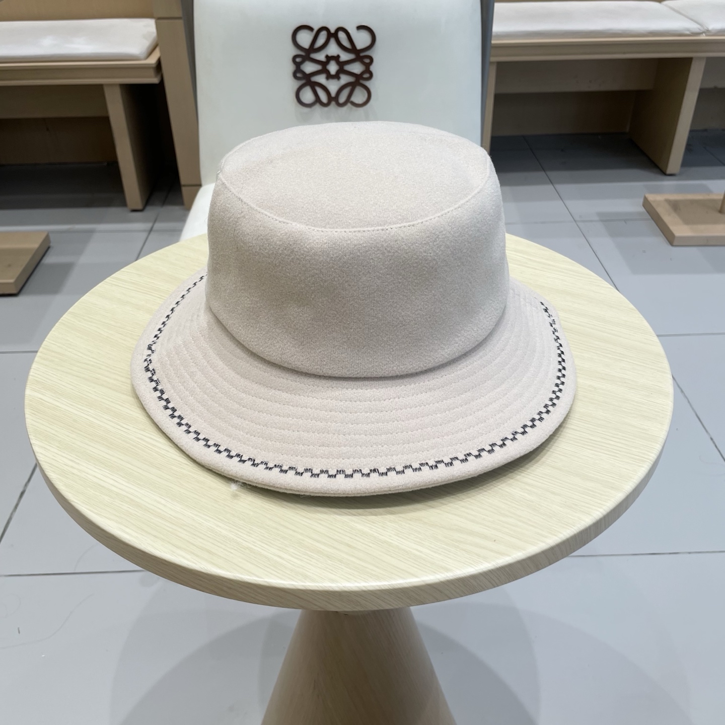 🆕rada普拉达2025新款法式赫本风盆帽双面呢羊毛韩版波浪刺绣渔夫帽女秋冬百搭 