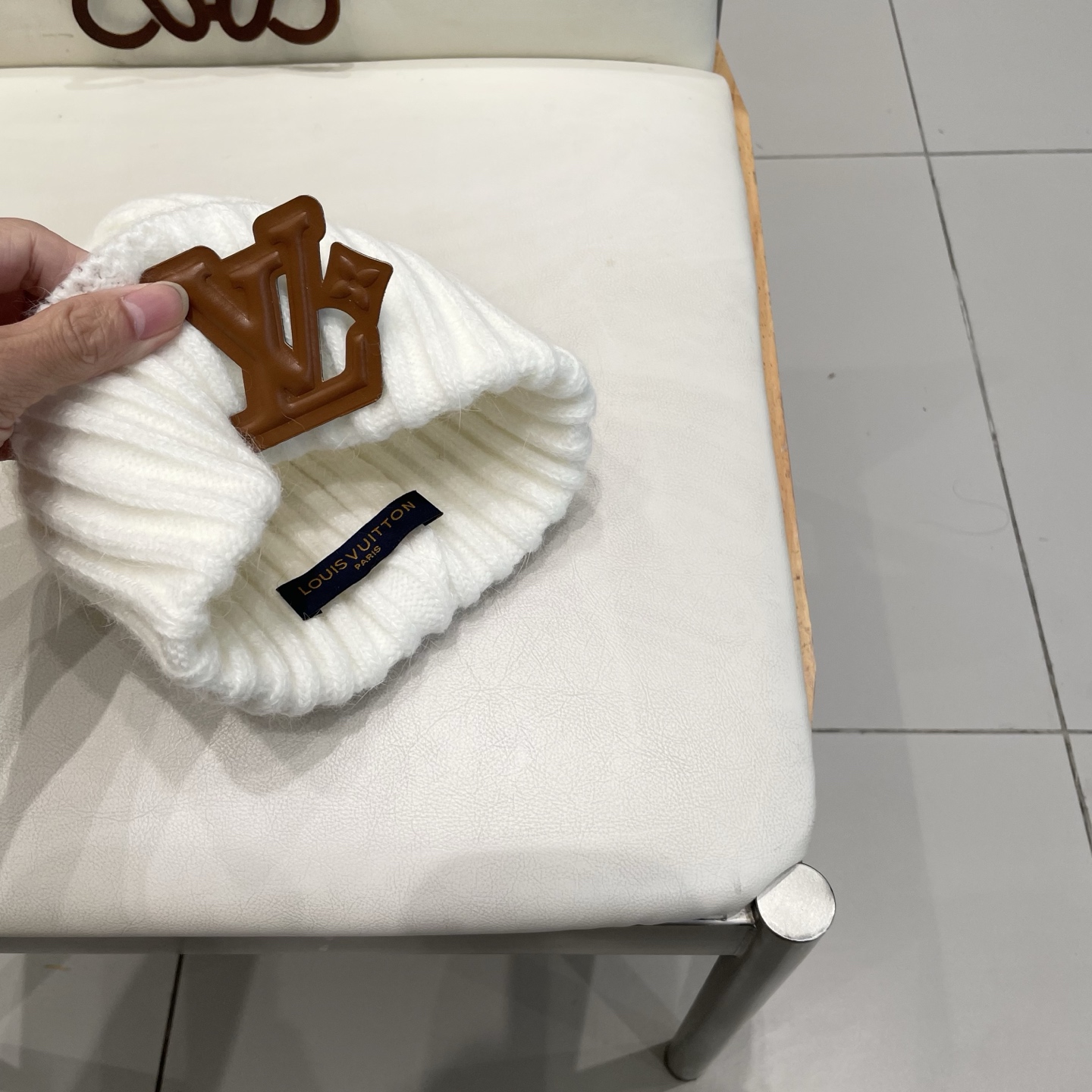  LV 路易威登 2025秋冬新款毛线帽，男女款针织帽，