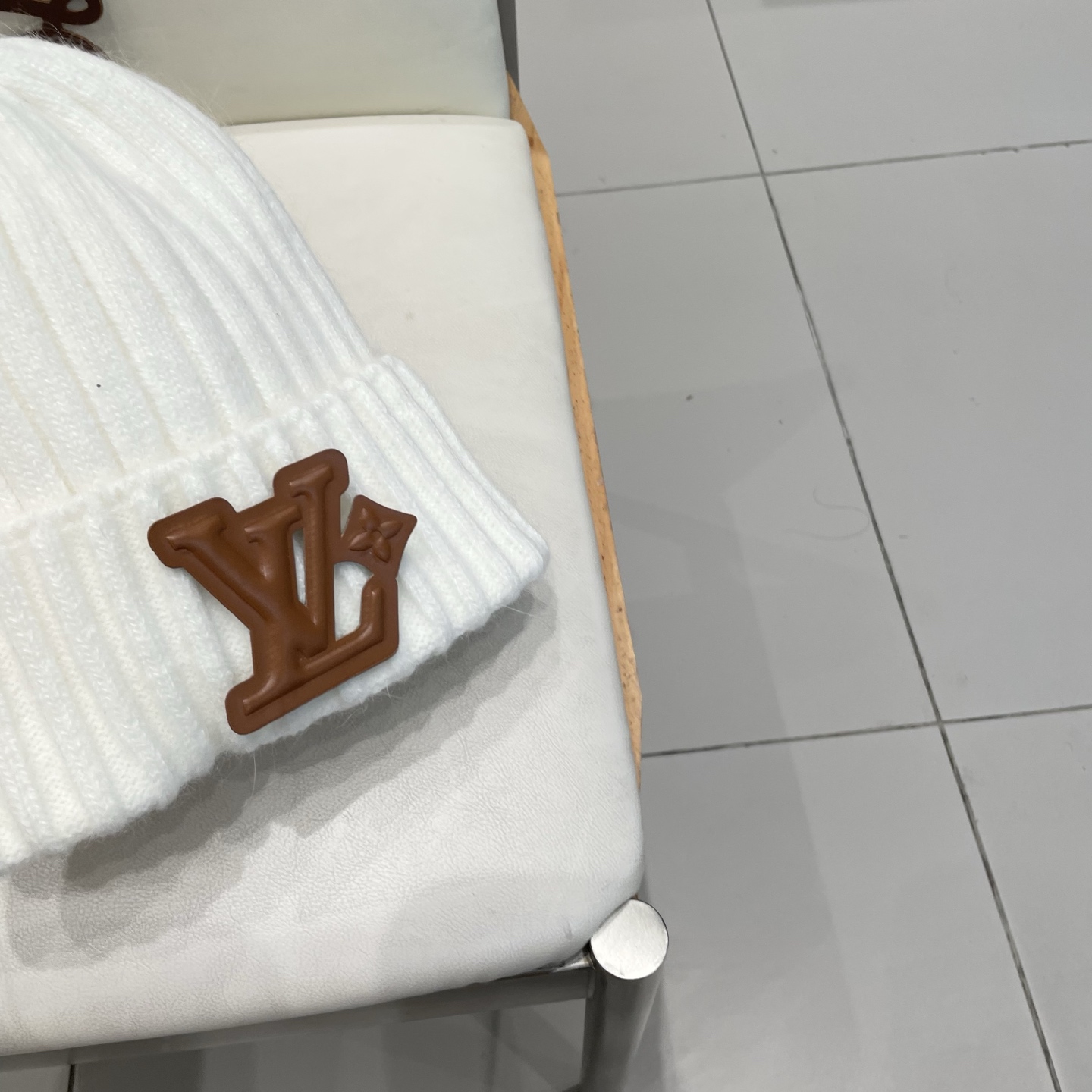  LV 路易威登 2025秋冬新款毛线帽，男女款针织帽，