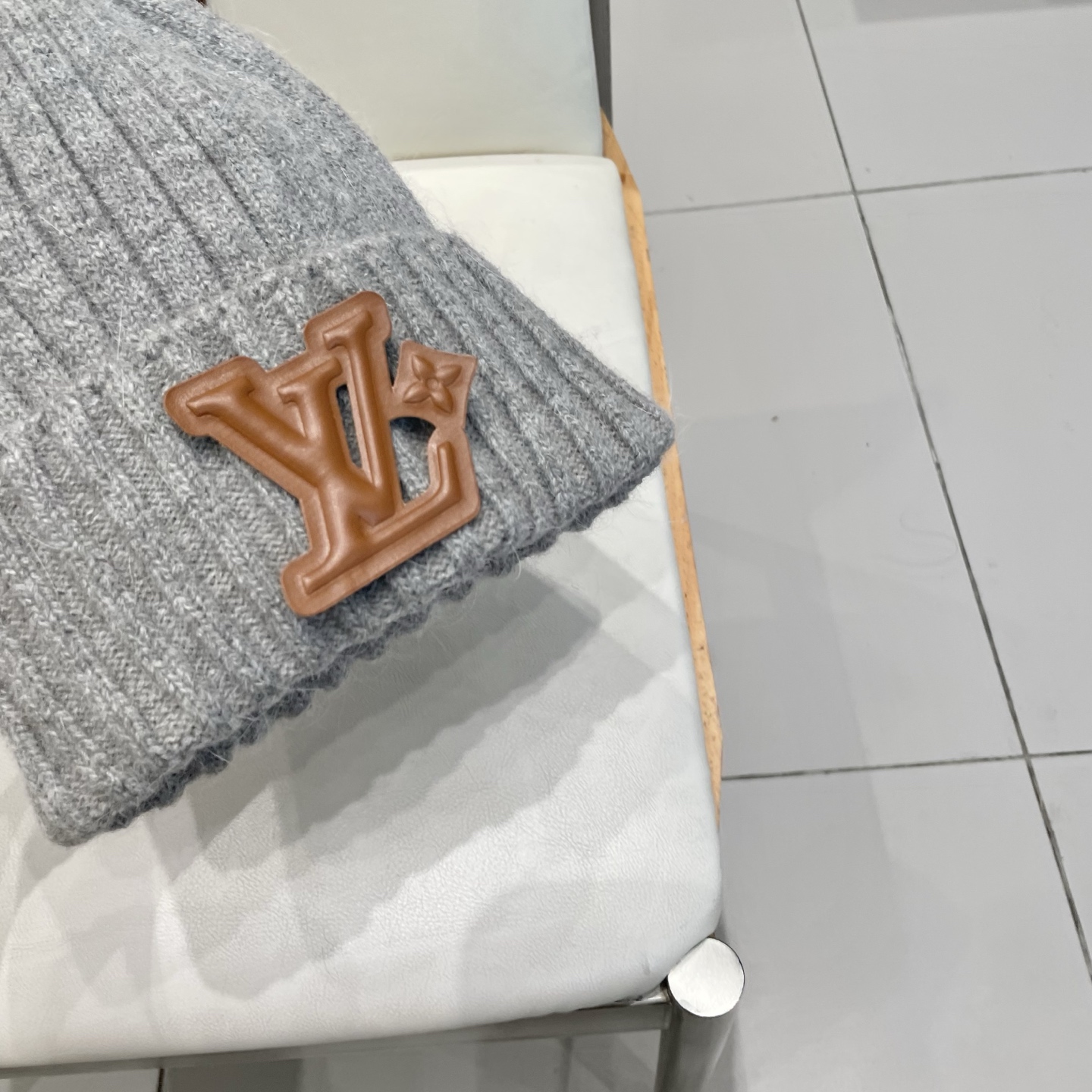  LV 路易威登 2025秋冬新款毛线帽，男女款针织帽，