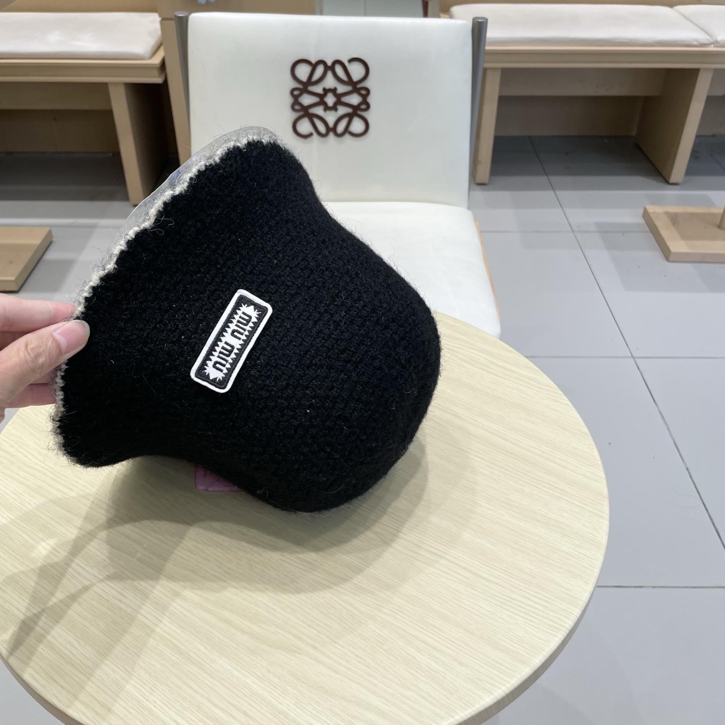  miumiu缪缪毛绒渔夫帽子女秋冬2025新款小香风显脸小素颜针织水桶帽盆帽