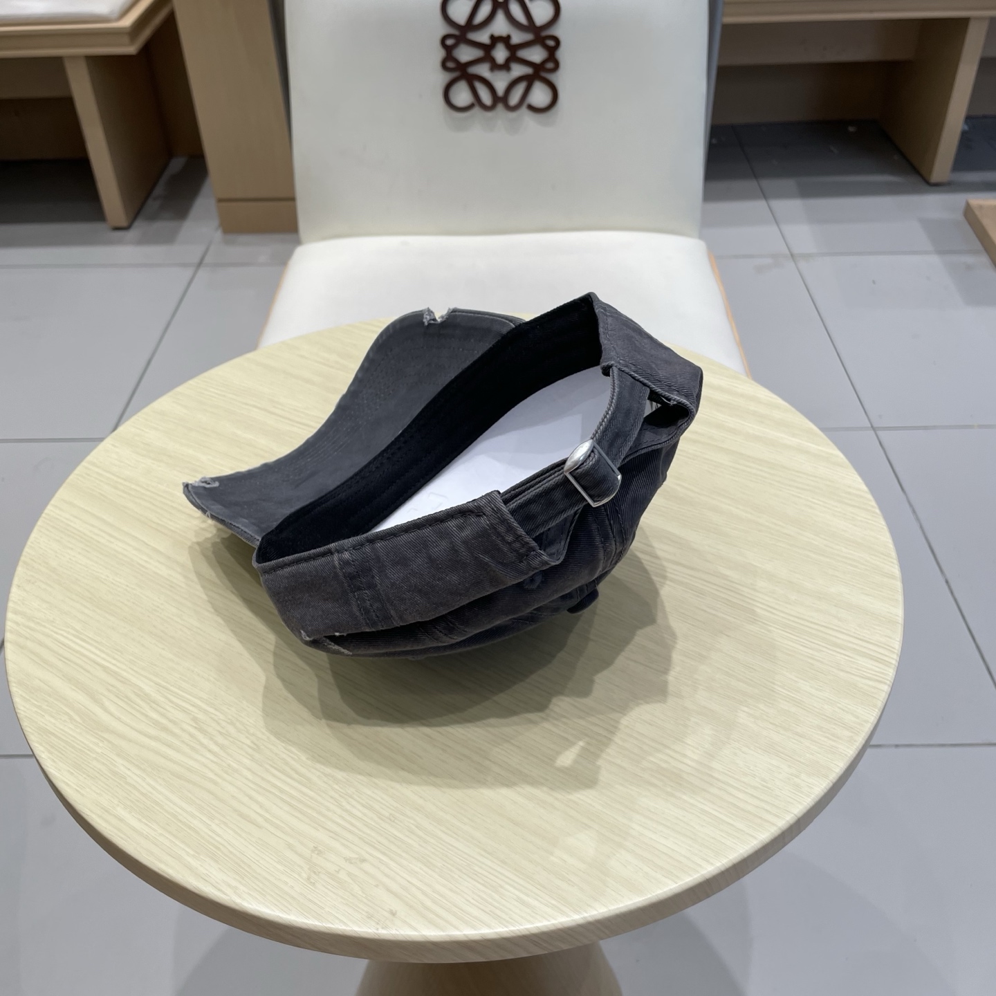  Moncler蒙口 秋冬新款棒球帽 ， 质感满满.今年灯芯饿真的