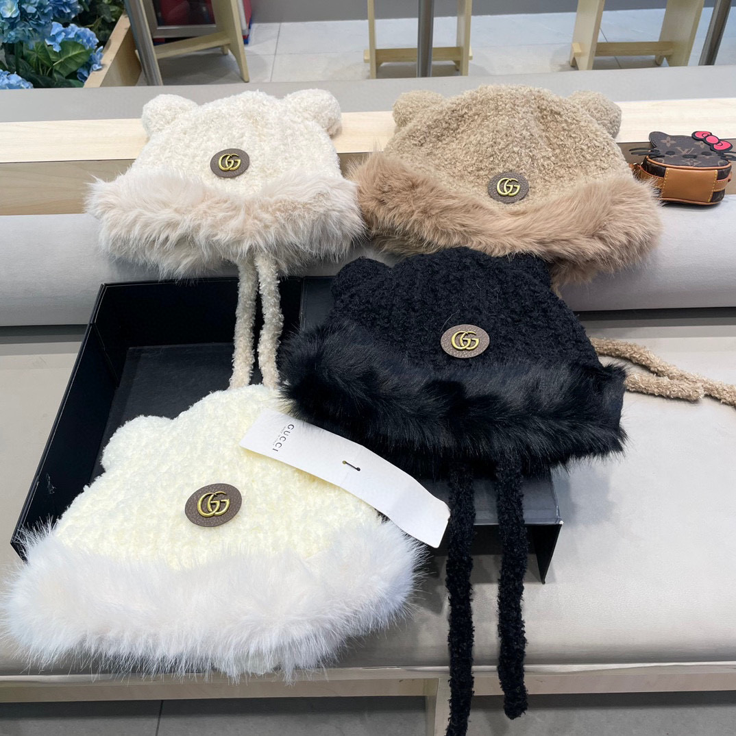  Gucci 可爱小熊耳朵百搭纯色保暖显脸小女款冬季时尚保暖防寒新款毛绒帽