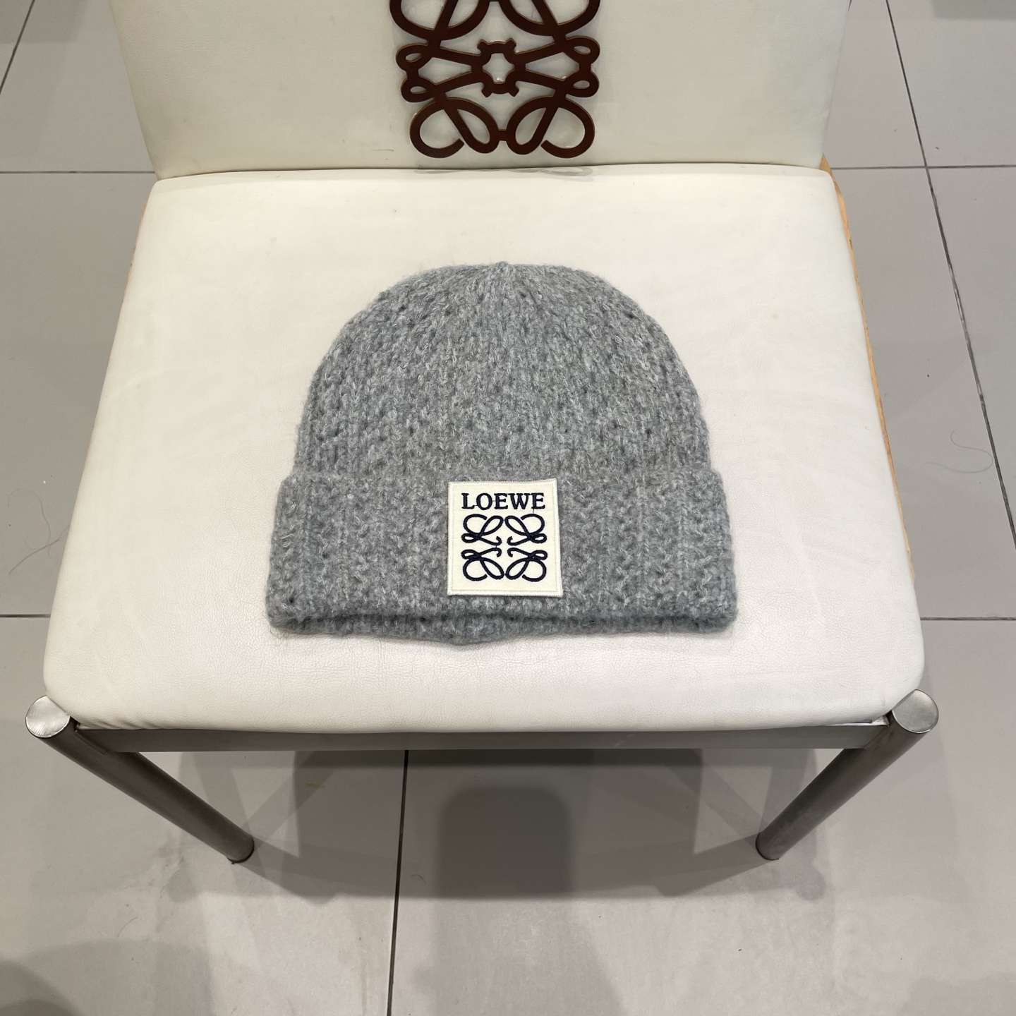 NO:364612,LOEWE autumn and winter new wool hat, fashion brand, men and women universal hat, fisherman hat, baseball hat, knit hat, hat, loewe, loewe, espadrilles, hatsLOEWE罗意威秋冬新款毛线帽,时尚大牌 男女款通用款帽子渔夫帽棒球帽针织帽,帽子,loewe,loewe,espadrilles,hats,hat