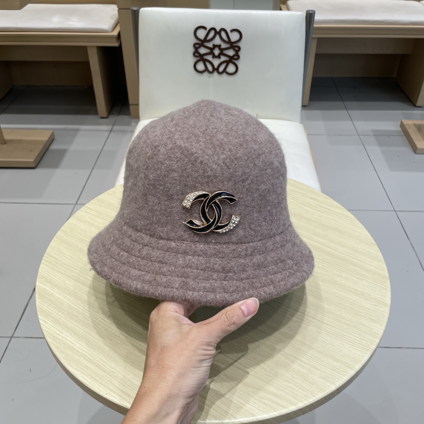  chanel香奈儿羊毛帽子女秋冬新款韩版百搭纯色毛呢渔夫帽可折叠显脸小保暖盆帽