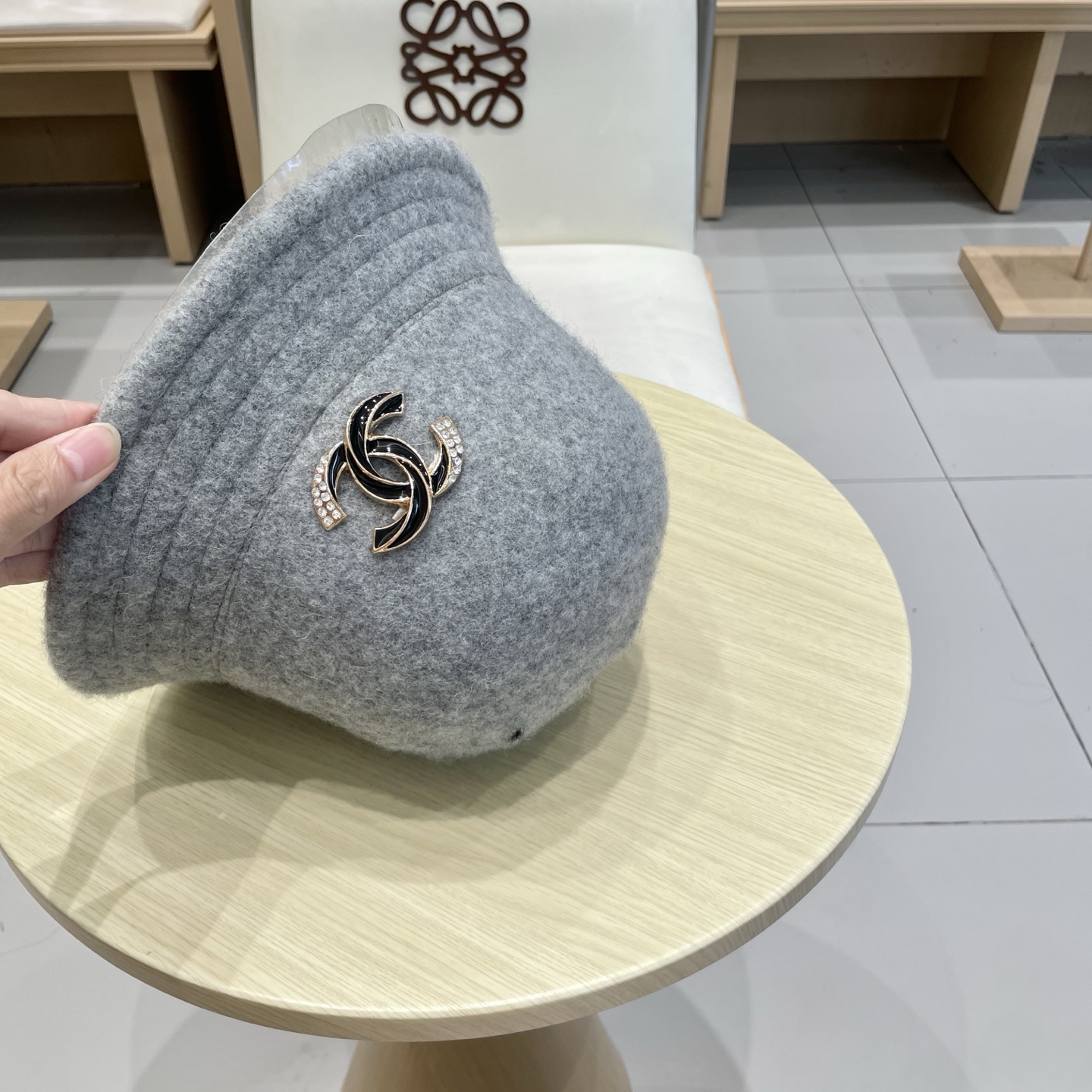  chanel香奈儿羊毛帽子女秋冬新款韩版百搭纯色毛呢渔夫帽可折叠显脸小保暖盆帽