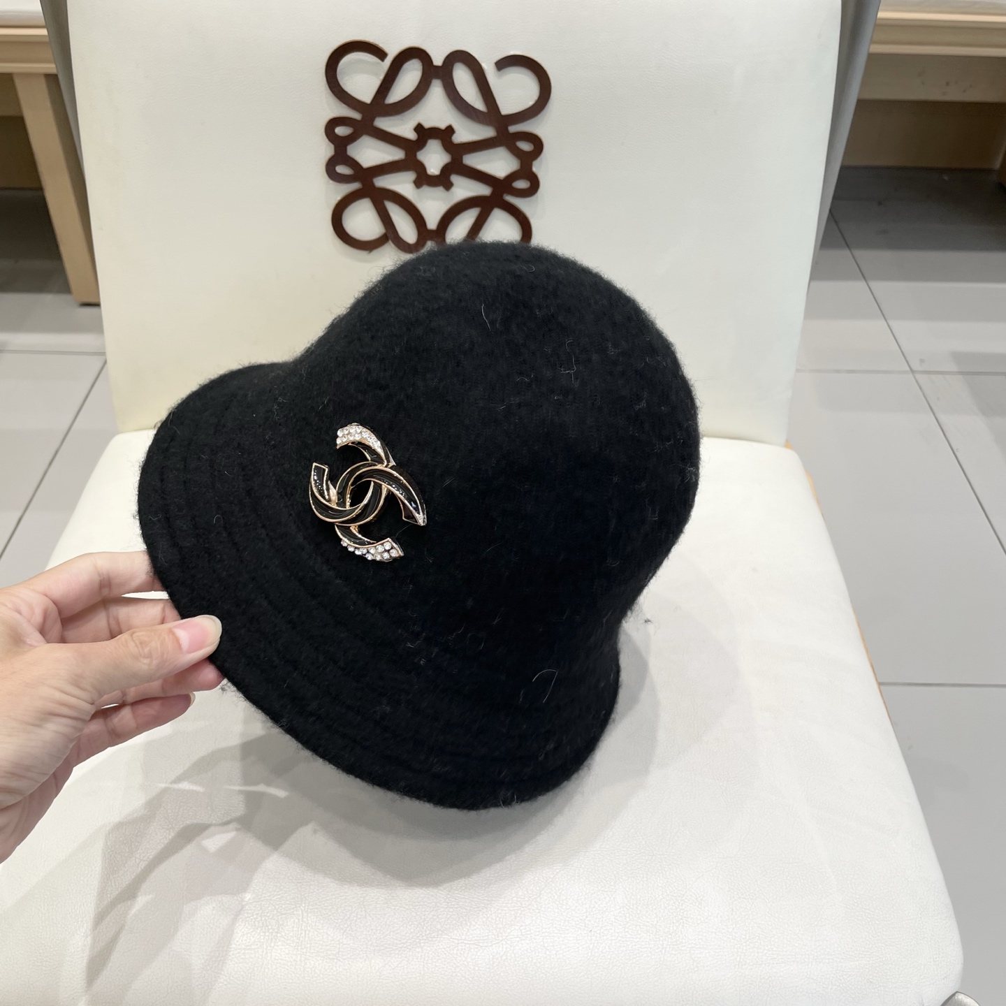  chanel香奈儿羊毛帽子女秋冬新款韩版百搭纯色毛呢渔夫帽可折叠显脸小保暖盆帽