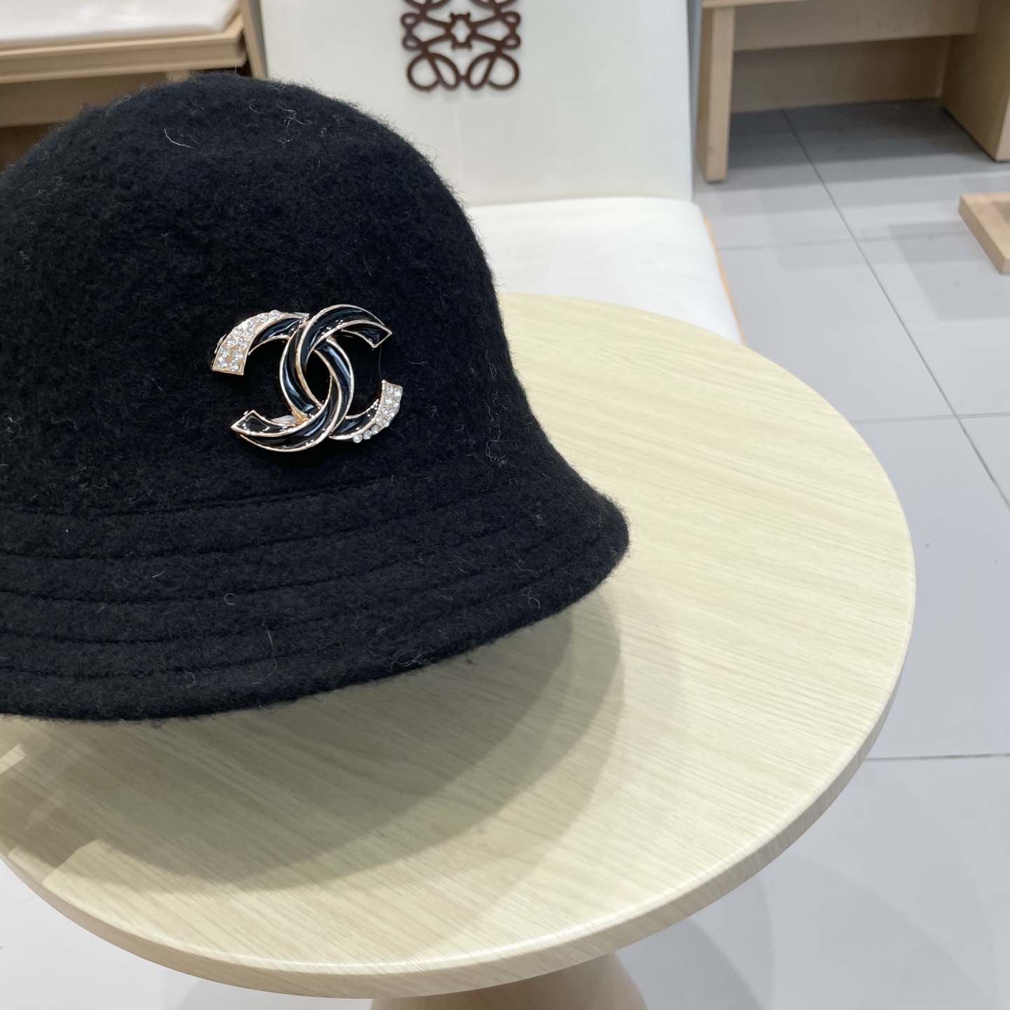  chanel香奈儿羊毛帽子女秋冬新款韩版百搭纯色毛呢渔夫帽可折叠显脸小保暖盆帽