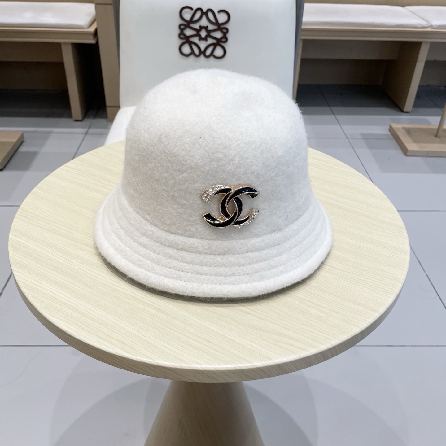  chanel香奈儿羊毛帽子女秋冬新款韩版百搭纯色毛呢渔夫帽可折叠显脸小保暖盆帽