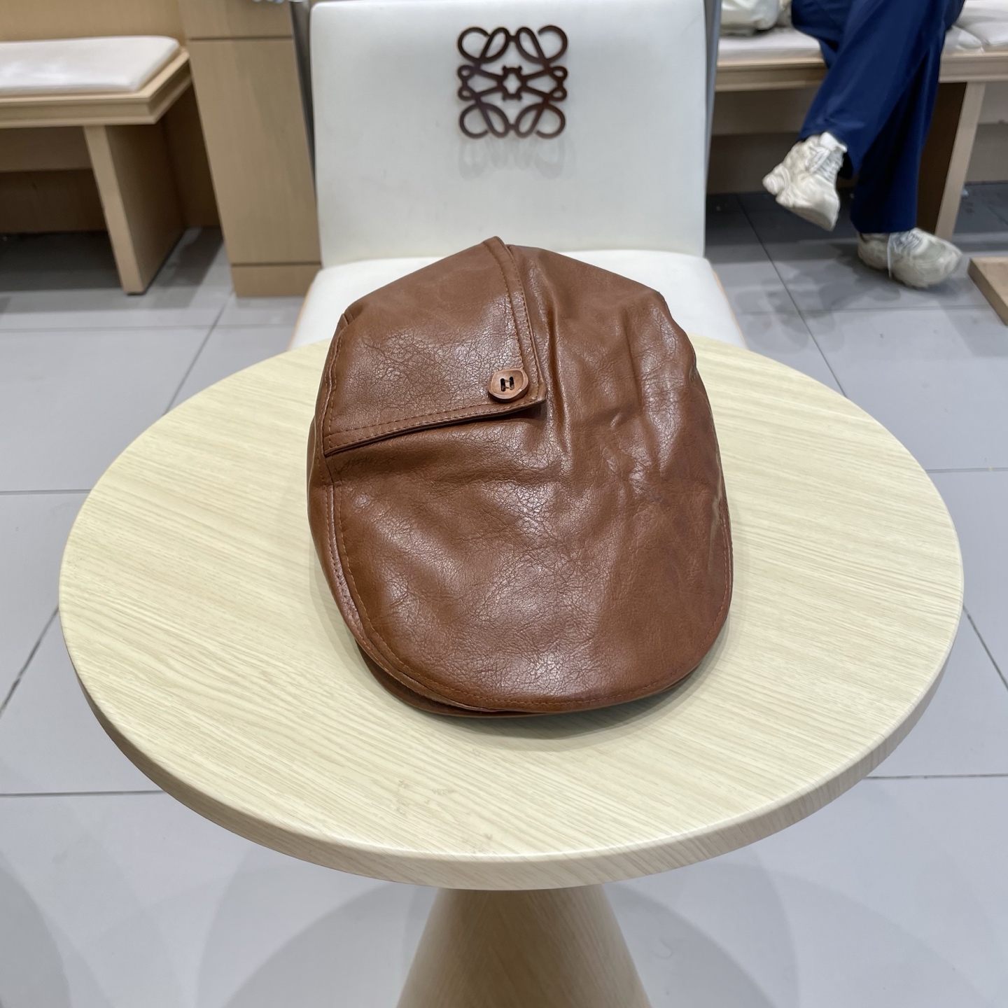  Prada普拉达2025新款秋复古Pu皮前进帽女韩版个性百搭画家帽街头美拉德色系02