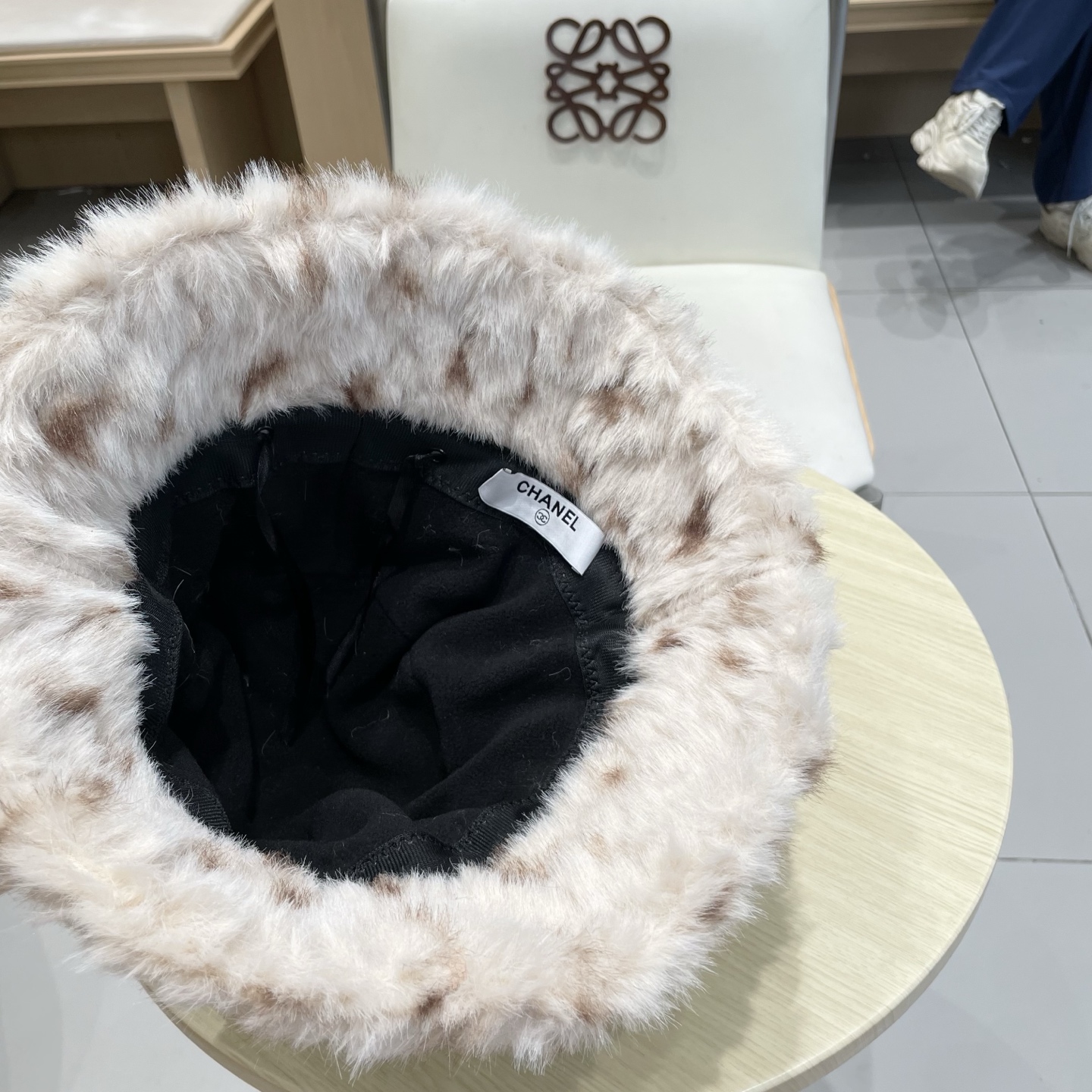  chanel香奈儿真维斯美拉德米色虎斑豹纹盆帽女子冬季保暖加厚毛绒渔夫帽显脸小