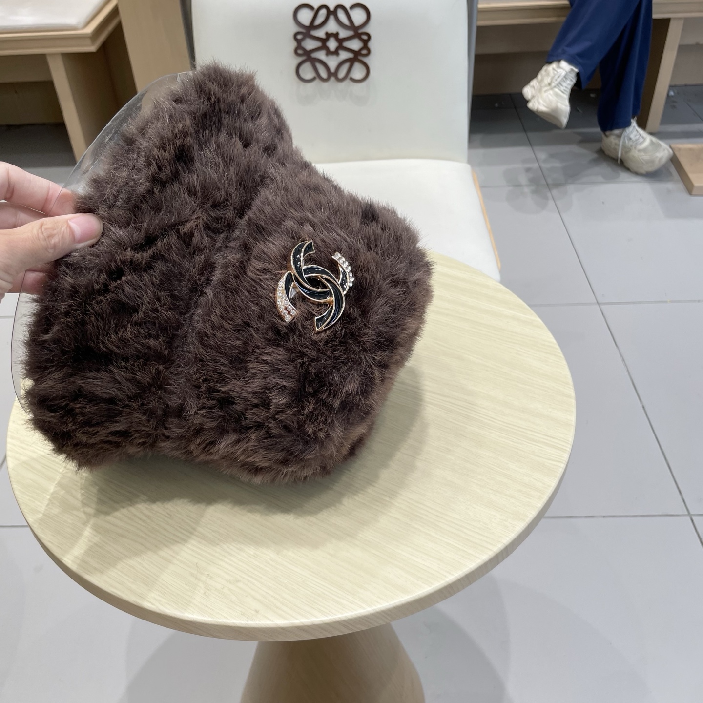  chanel香奈儿真维斯美拉德米色虎斑豹纹盆帽女子冬季保暖加厚毛绒渔夫帽显脸小