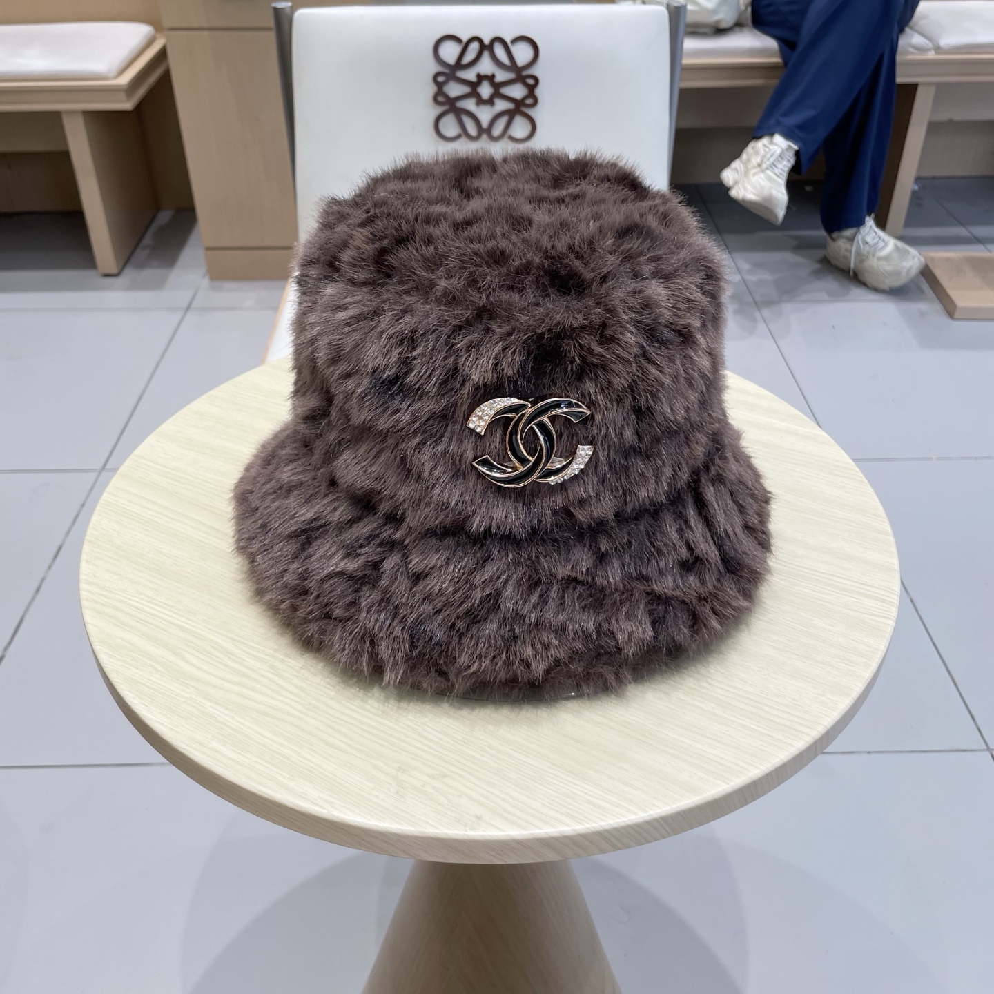 NO:364593,Chanel Chanel jeanvis marad beige tabby leopard print basin hat women winter warmth thick plush fisherman hat face small hat fisherman hat baseball hat knit hat, hat, chanel, chanel, espadrilles, hatschanel香奈儿真维斯美拉德米色虎斑豹纹盆帽女子冬季保暖加厚毛绒渔夫帽显脸小帽子渔夫帽棒球帽针织帽,帽子,chanel,chanel,espadrilles,hats,hat