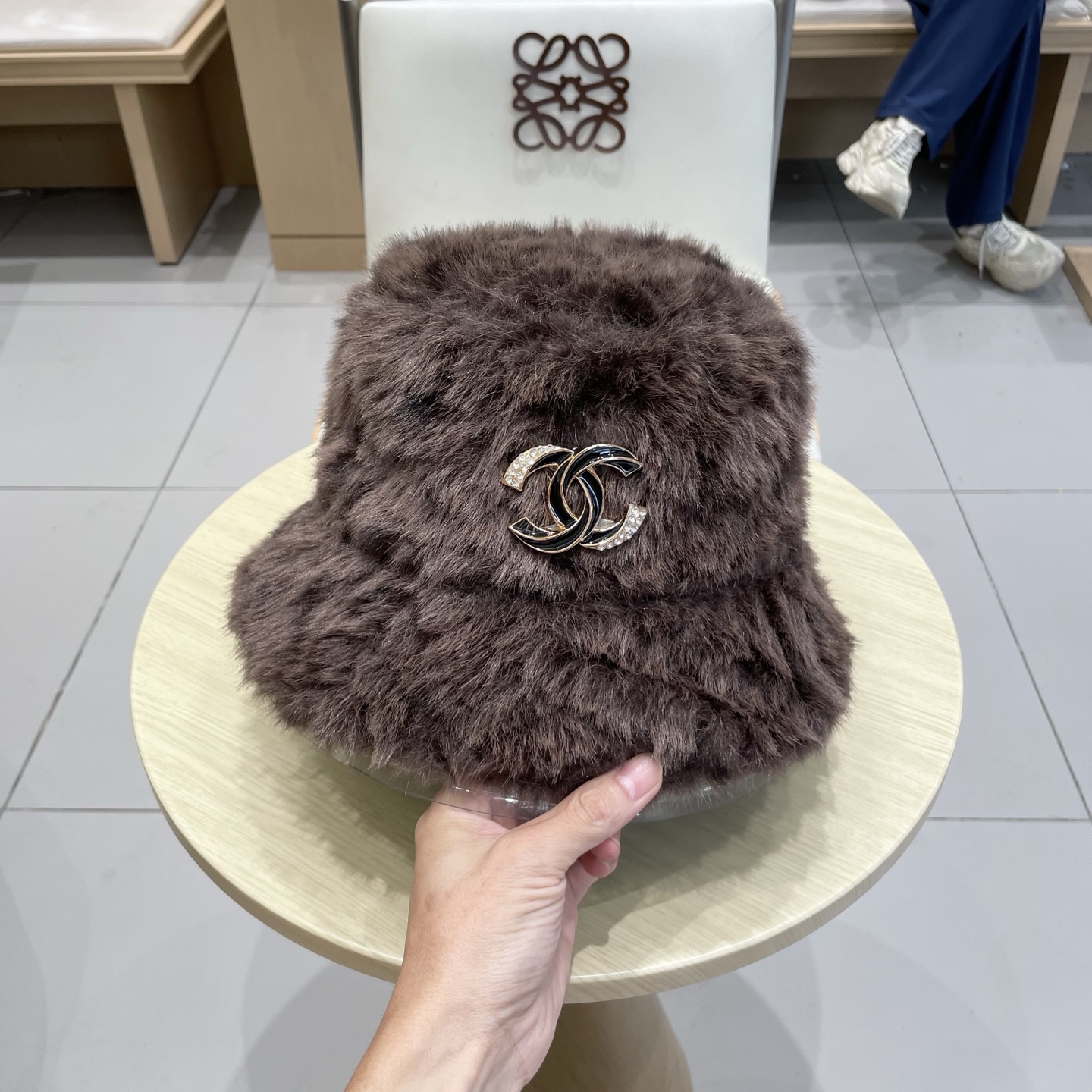  chanel香奈儿真维斯美拉德米色虎斑豹纹盆帽女子冬季保暖加厚毛绒渔夫帽显脸小