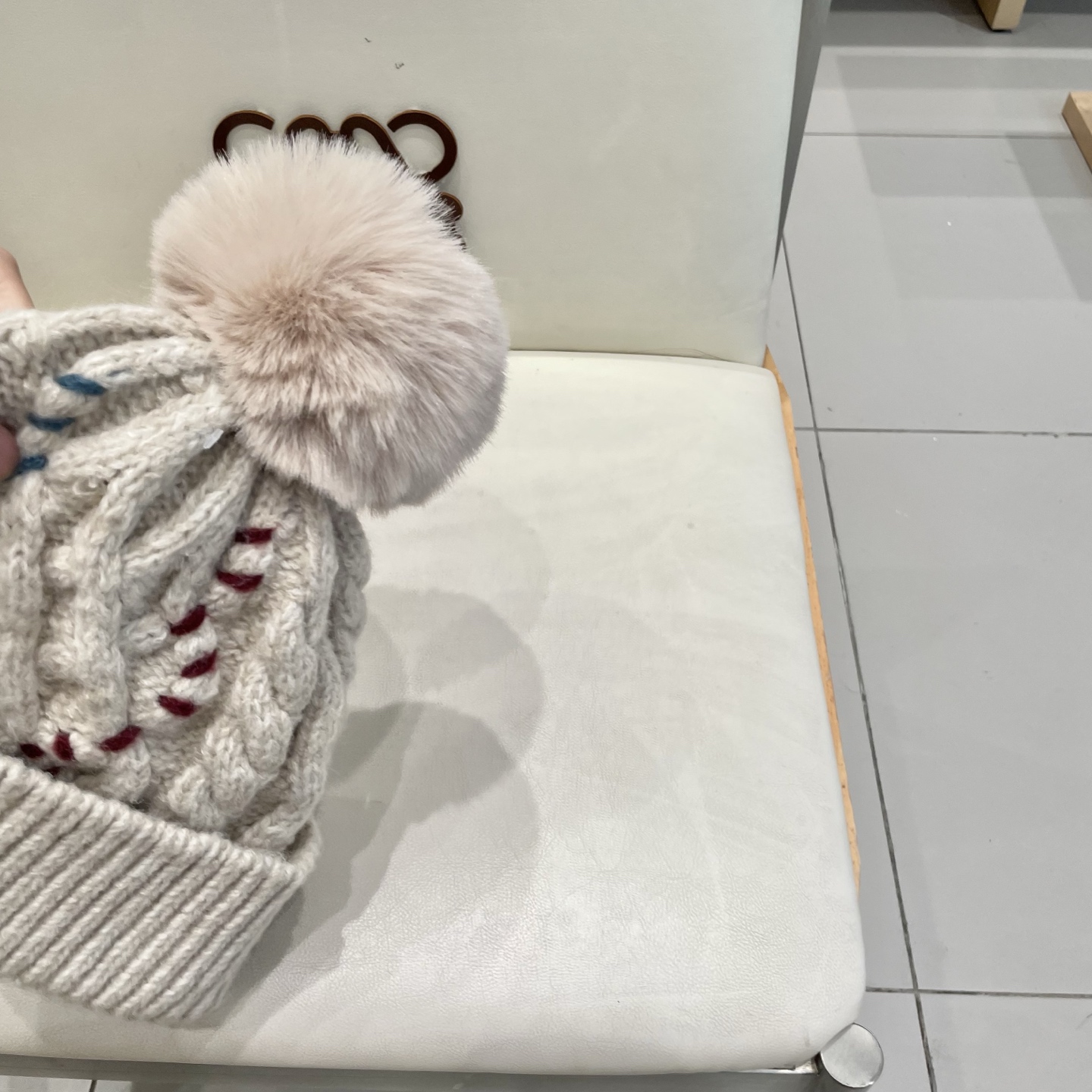   MONCLER蒙口新款韩版时尚百搭潮流女秋冬显脸小针织帽洋气简约气质保暖毛线帽