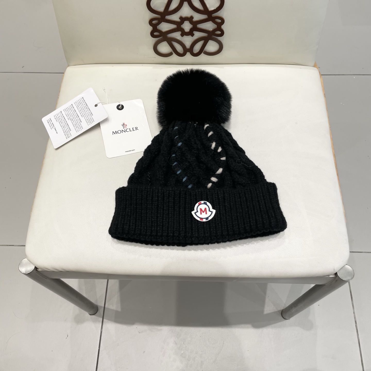 NO:364608,MONCLER masked new Korean style fashionable and versatile trendy women's autumn and winter face showing small knitted hat fashionable simple temperament warm wool hat fisherman hat baseball hat knitted hat, hat, Moncler, espadrilles, hatsMONCLER蒙口新款韩版时尚百搭潮流女秋冬显脸小针织帽洋气简约气质保暖毛线帽帽子渔夫帽棒球帽针织帽,帽子,Moncler,espadrilles,hats,hat