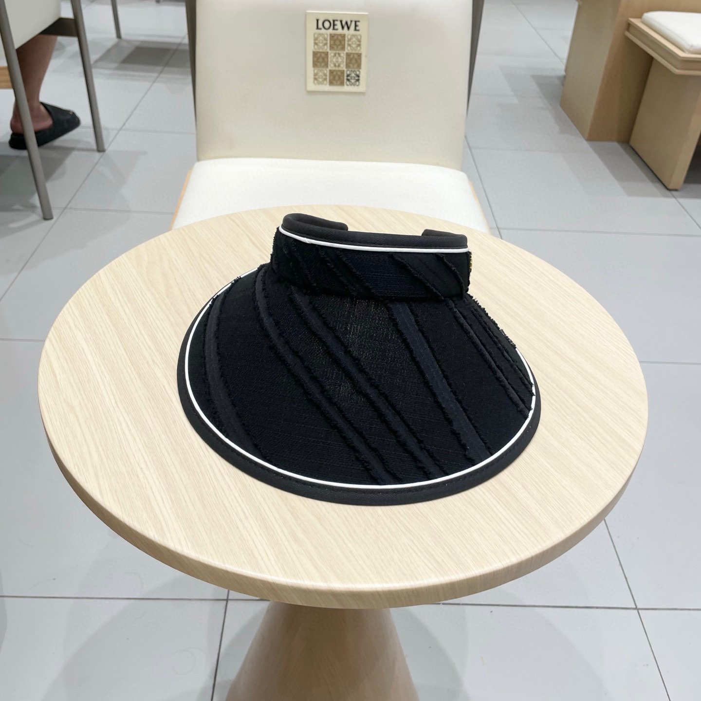   【LV路易威登】2025夏季新款男女款遮阳帽空顶帽，大牌出货，超方便！好搭！出街必备