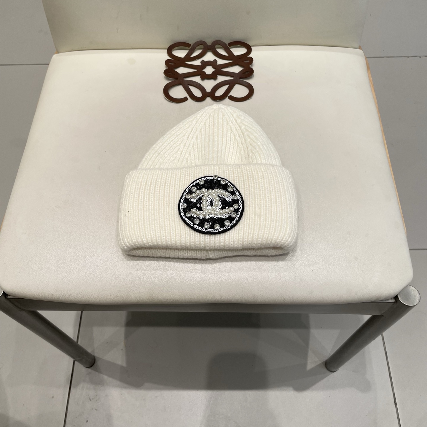  Chanel官网品质香奈儿秋冬网红时尚博主推荐款毛线帽，小红书爆款，手感超柔软舒适的针织线帽，弹性极佳