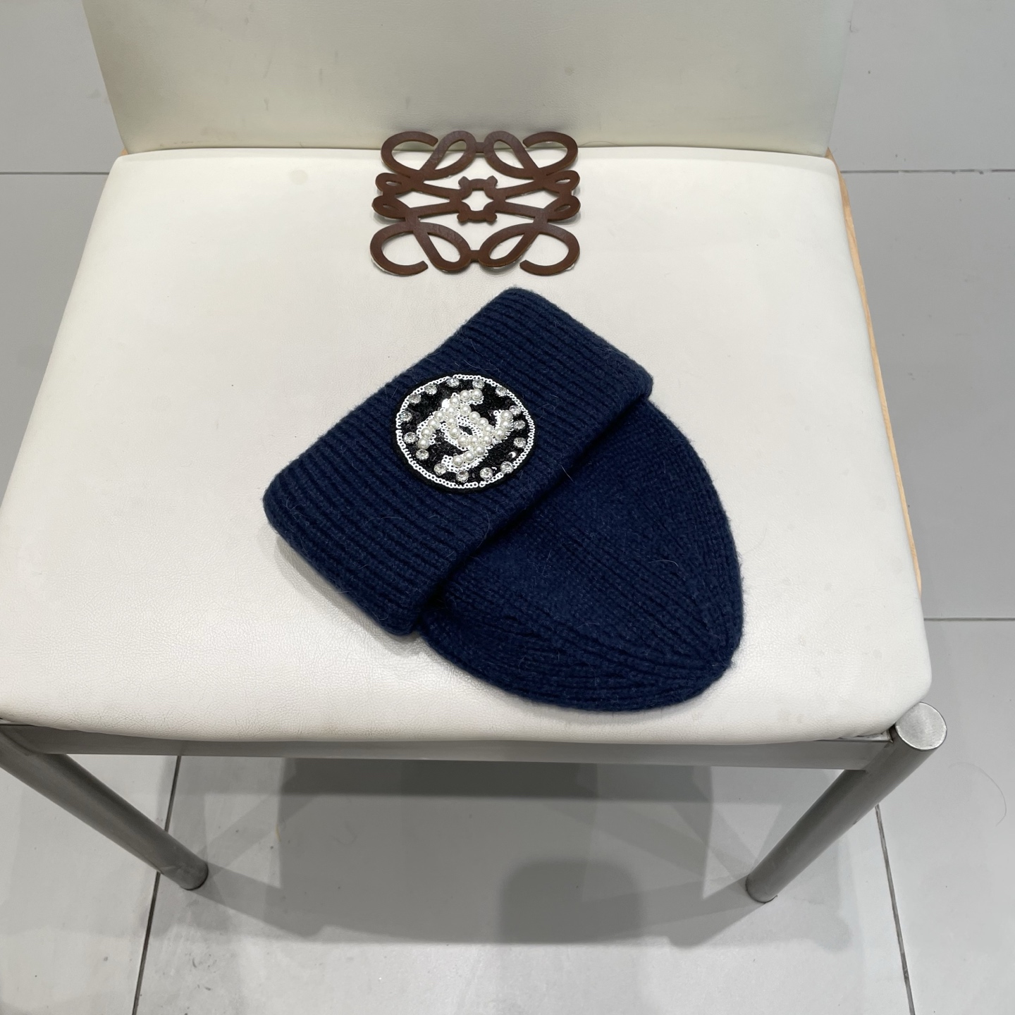  Chanel官网品质香奈儿秋冬网红时尚博主推荐款毛线帽，小红书爆款，手感超柔软舒适的针织线帽，弹性极佳