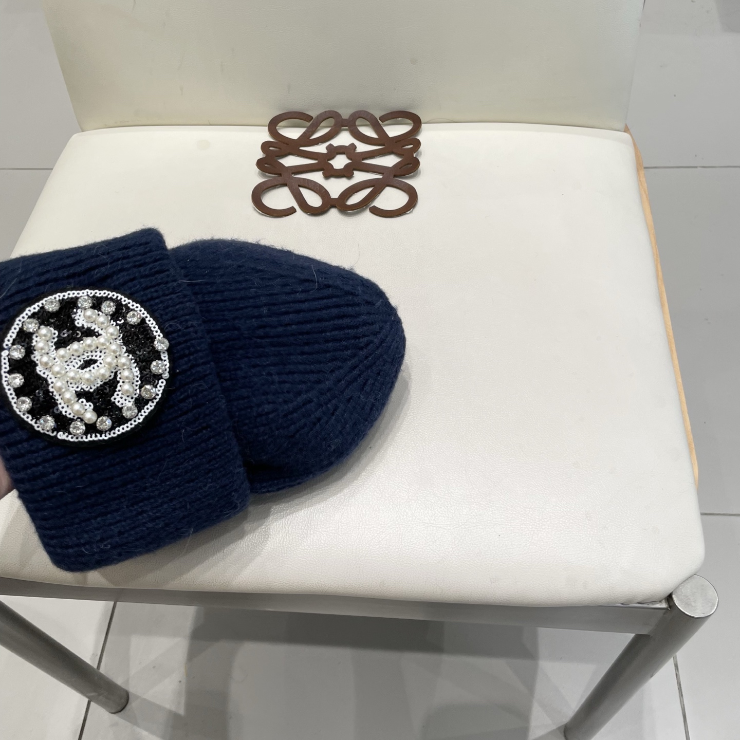  Chanel官网品质香奈儿秋冬网红时尚博主推荐款毛线帽，小红书爆款，手感超柔软舒适的针织线帽，弹性极佳