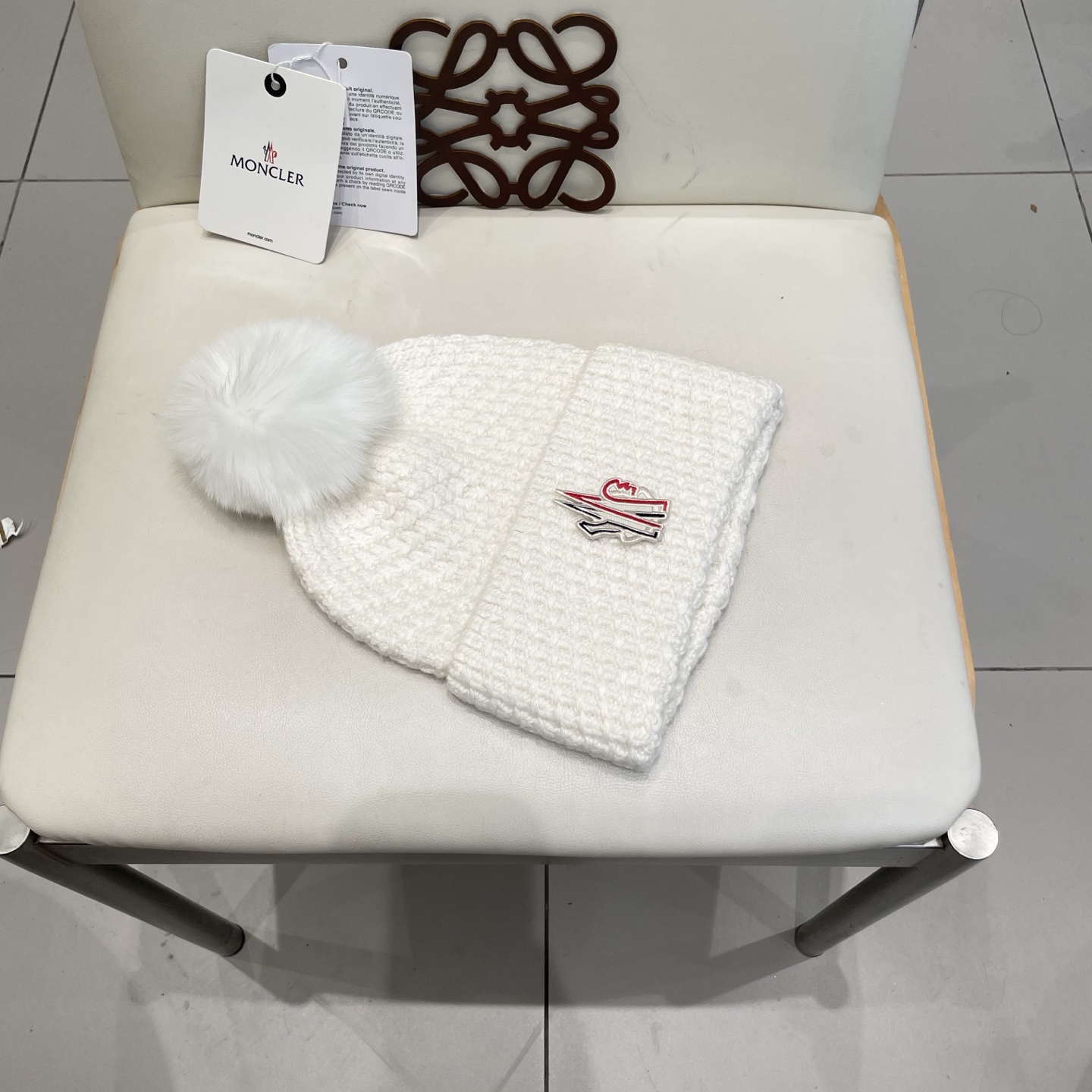  蒙口MONCLER🎩官方热卖爆款，羊毛针织毛线帽，百分之70羊毛，30兔毛，时尚好品质高端大气，超柔软