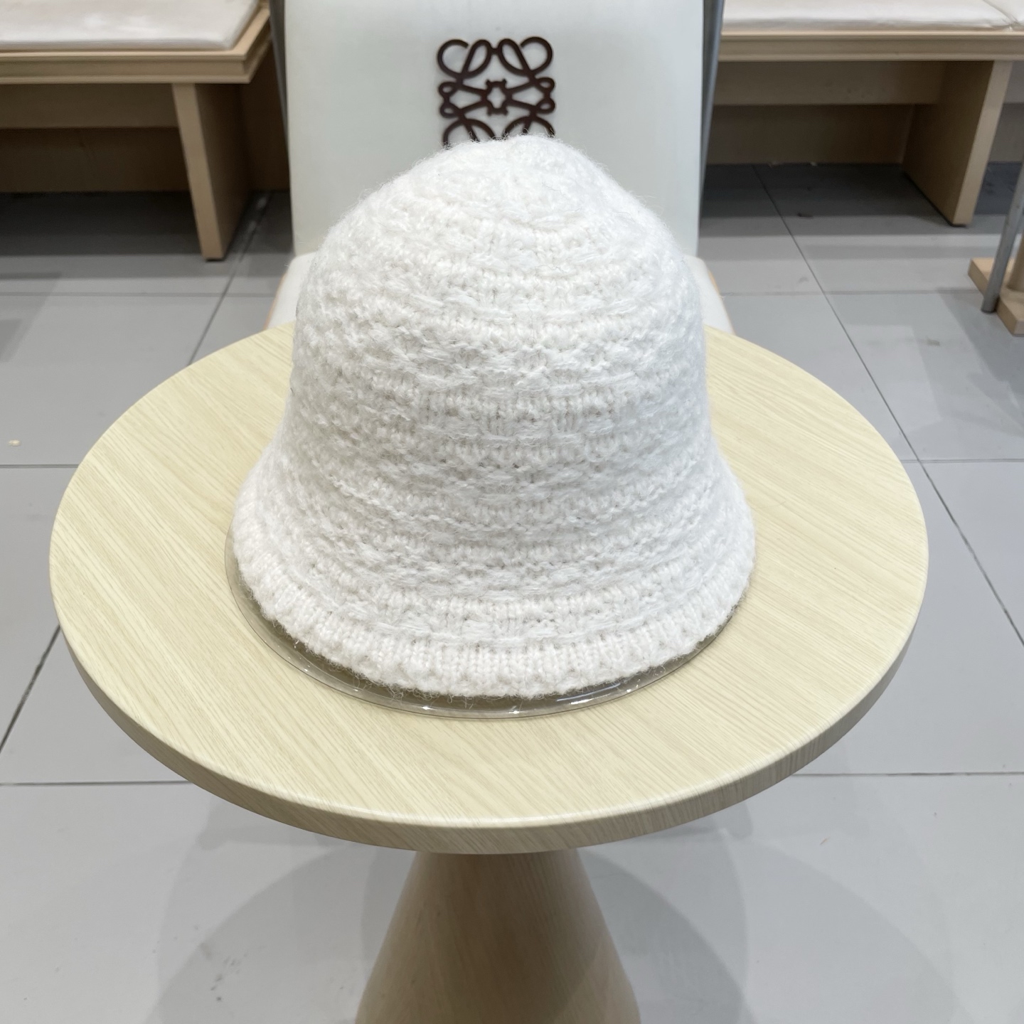 LOEWE罗意威秋冬百搭针织毛绒帽子女2025新款日系复古盆帽时尚保暖毛线水桶帽