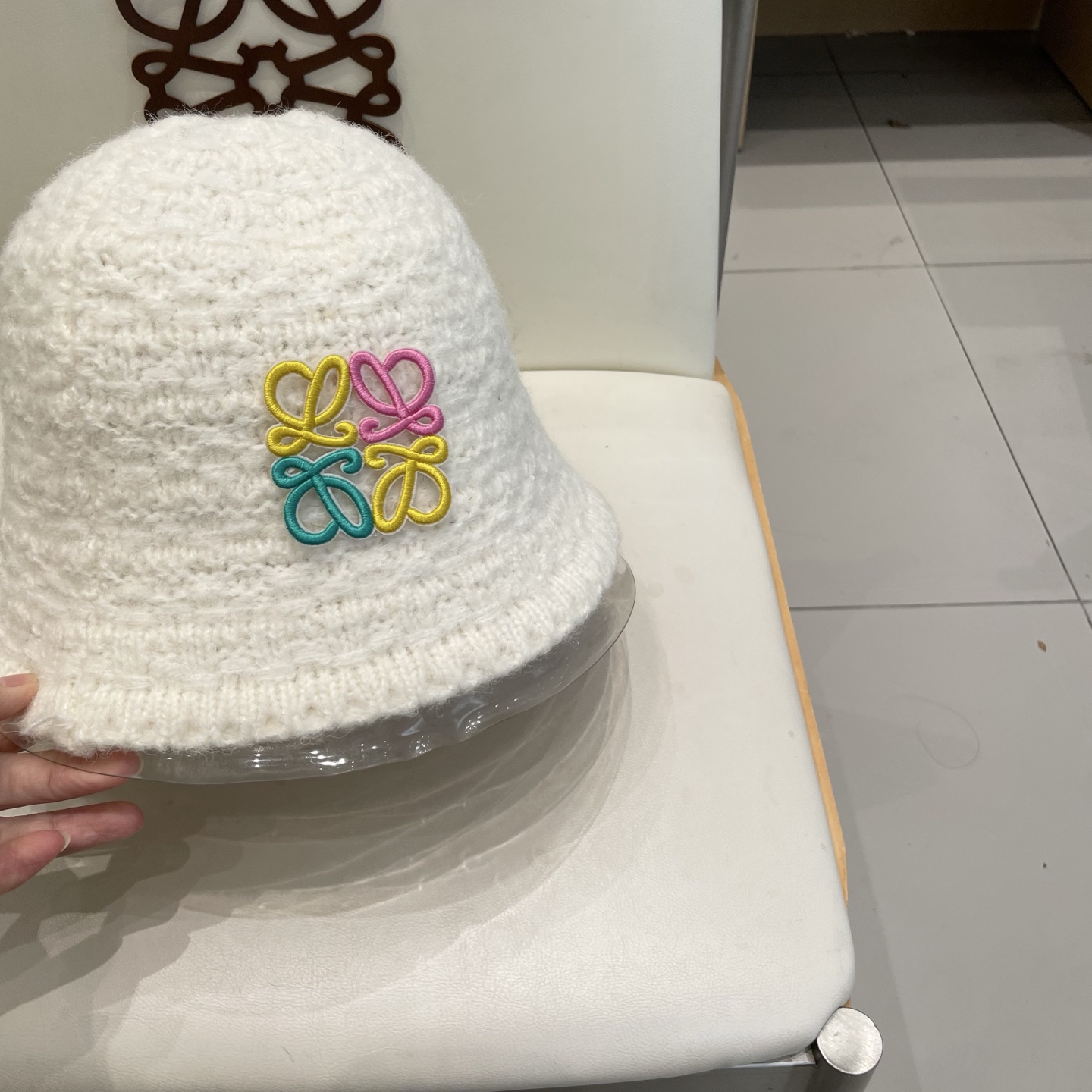 LOEWE罗意威秋冬百搭针织毛绒帽子女2025新款日系复古盆帽时尚保暖毛线水桶帽