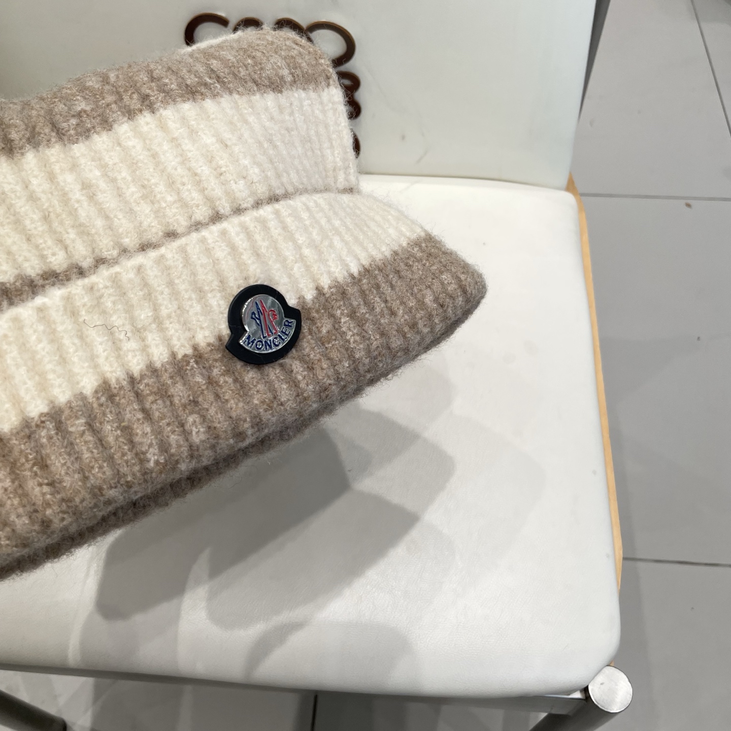  蒙口MONCLER软糯条纹针织帽女秋冬加厚保暖护耳冷帽拼色慵懒堆堆毛线帽子潮