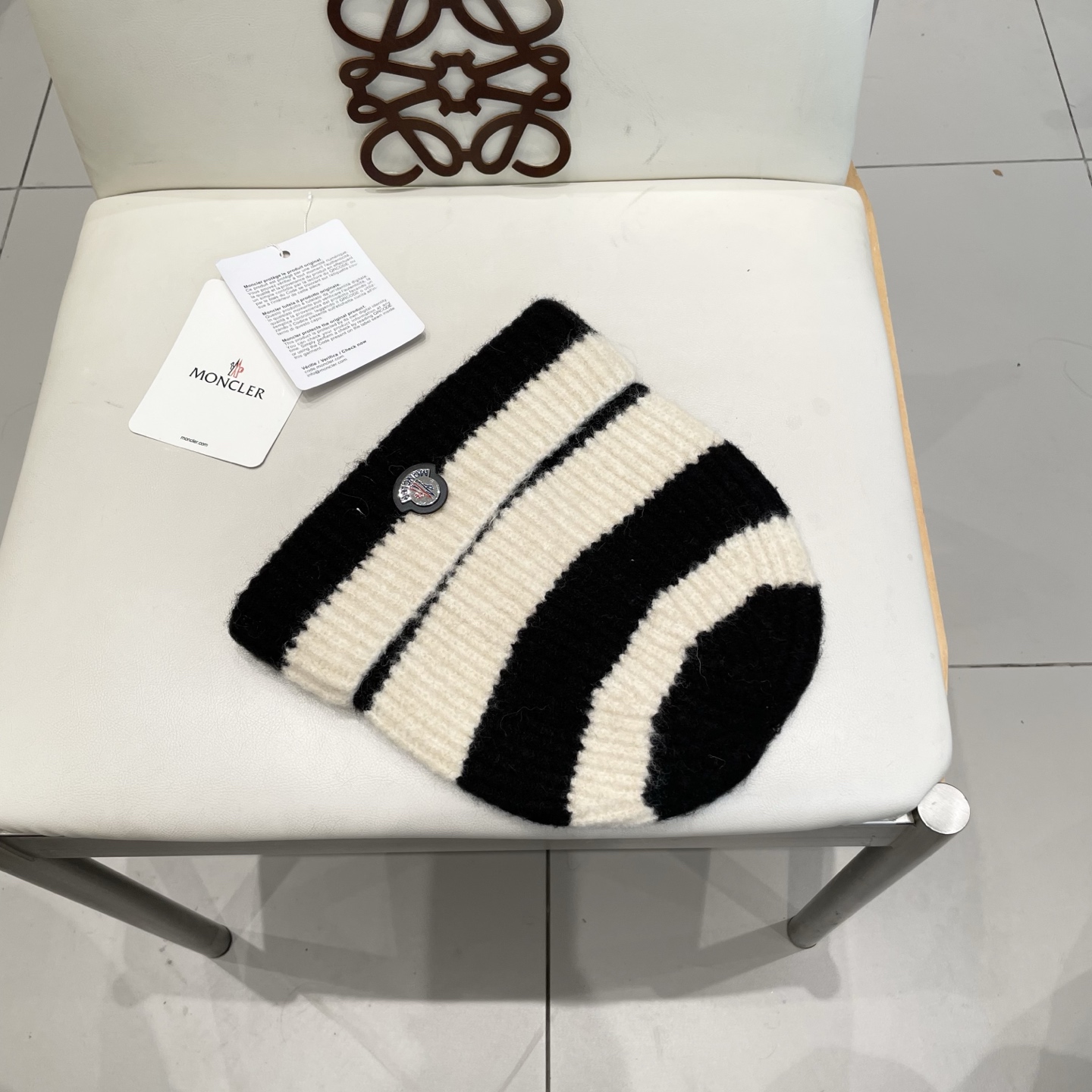  蒙口MONCLER软糯条纹针织帽女秋冬加厚保暖护耳冷帽拼色慵懒堆堆毛线帽子潮