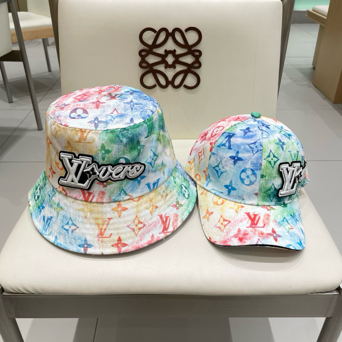 棒球帽 渔夫帽 LV 路易威登新款渔夫帽，棒球帽头围57cm