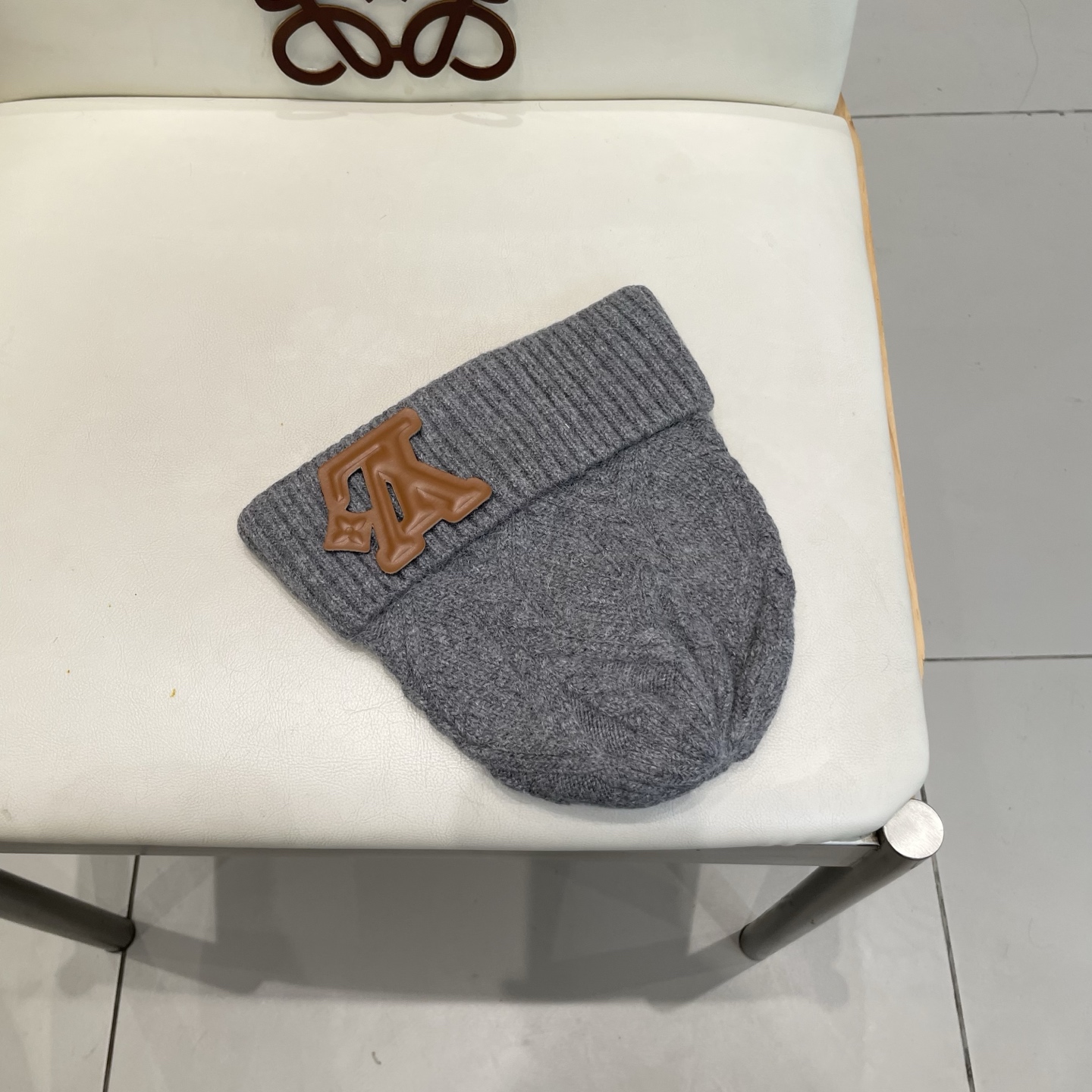   LV路易威登 秋冬新款针织羊毛帽，保暖毛线帽，70羊毛%30兔毛，跑量多色