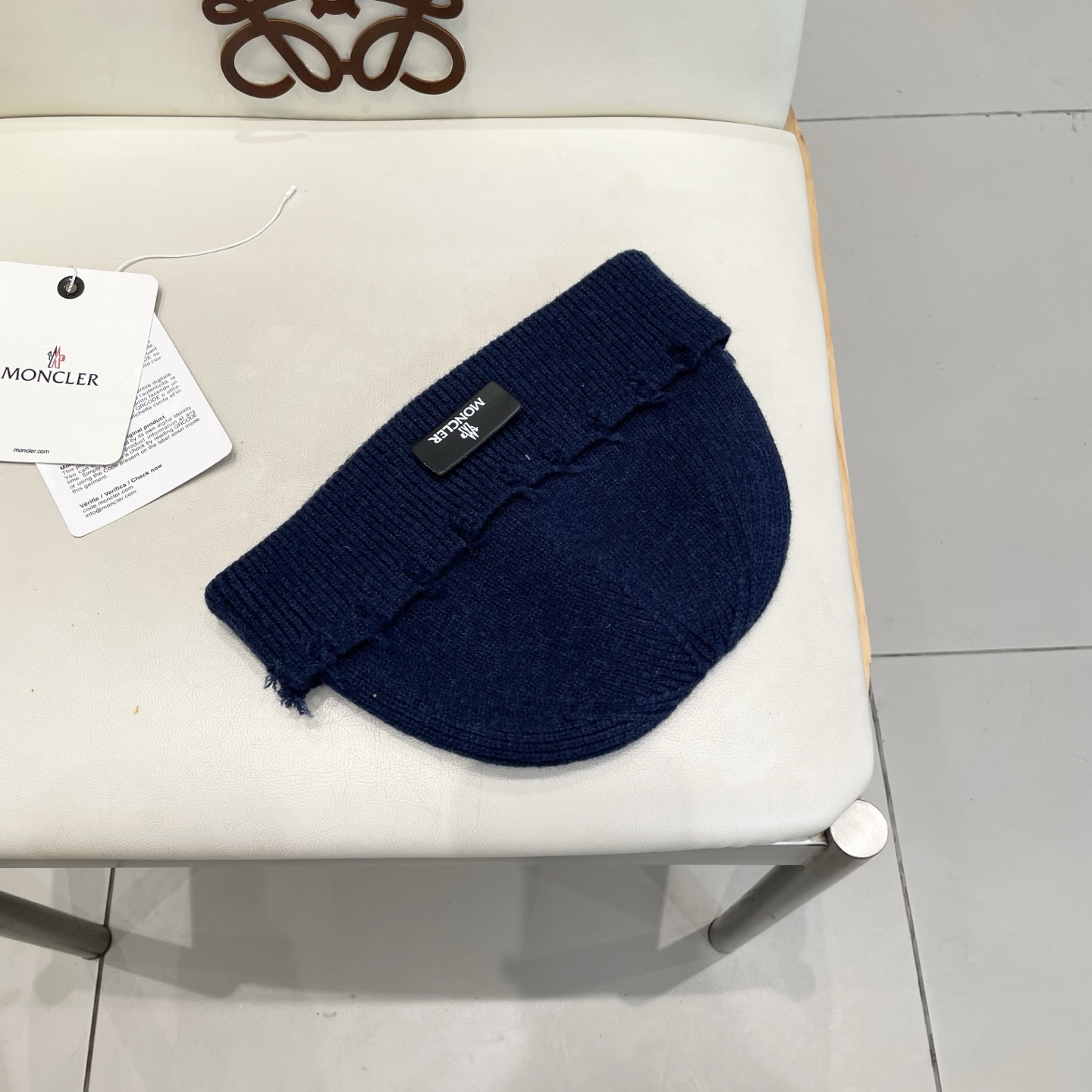 蒙口MONCLER破洞毛线帽子女秋冬天日系显脸小针织帽情侣冷帽