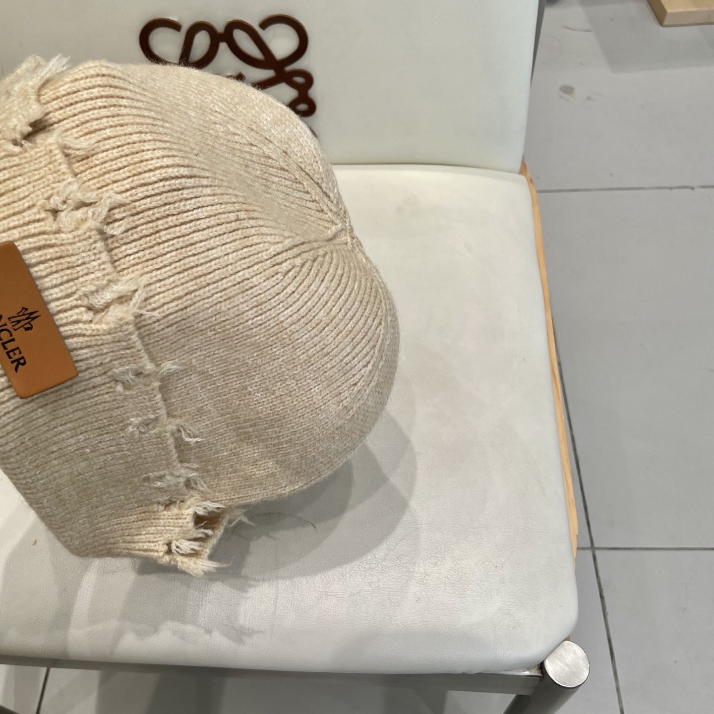 蒙口MONCLER破洞毛线帽子女秋冬天日系显脸小针织帽情侣冷帽