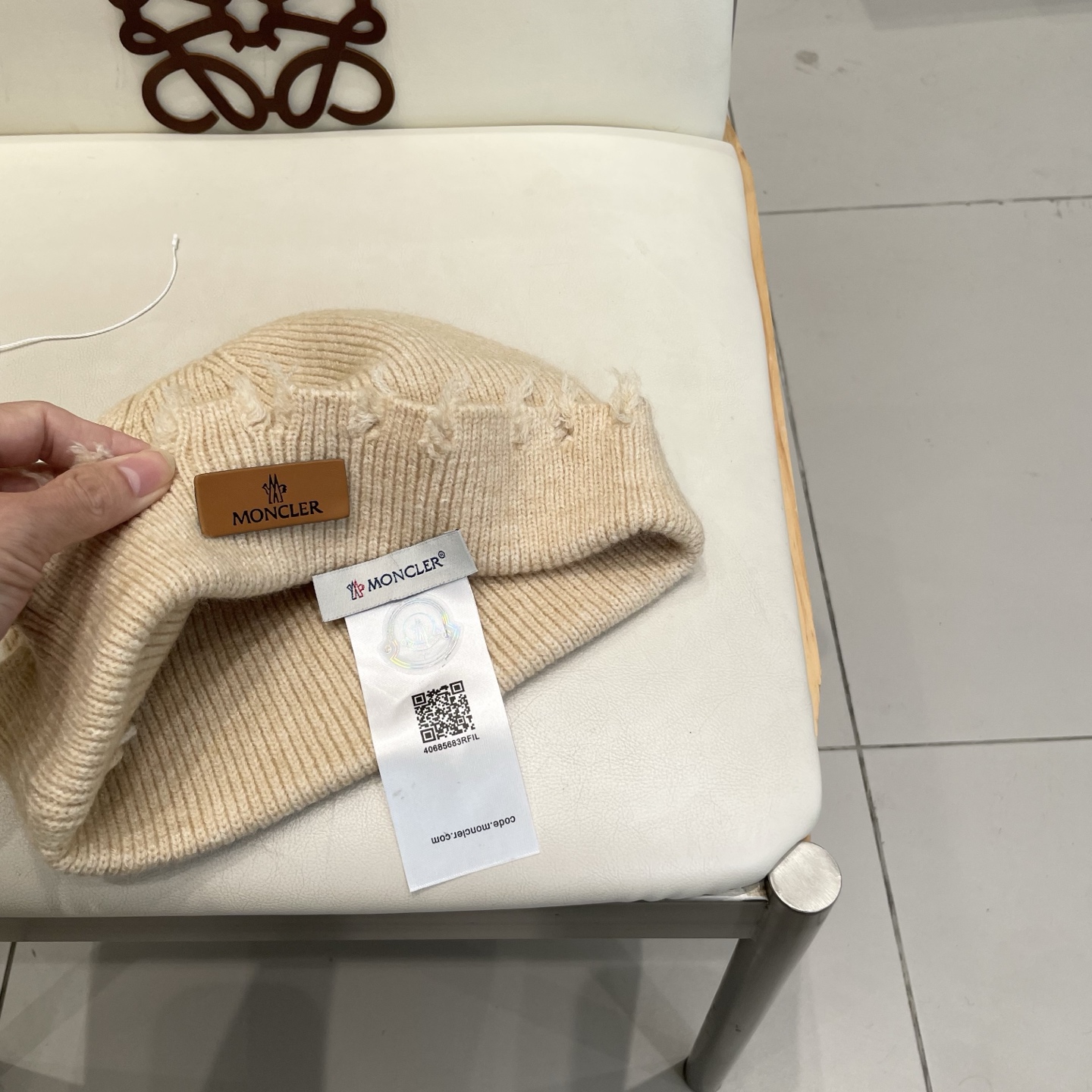 蒙口MONCLER破洞毛线帽子女秋冬天日系显脸小针织帽情侣冷帽