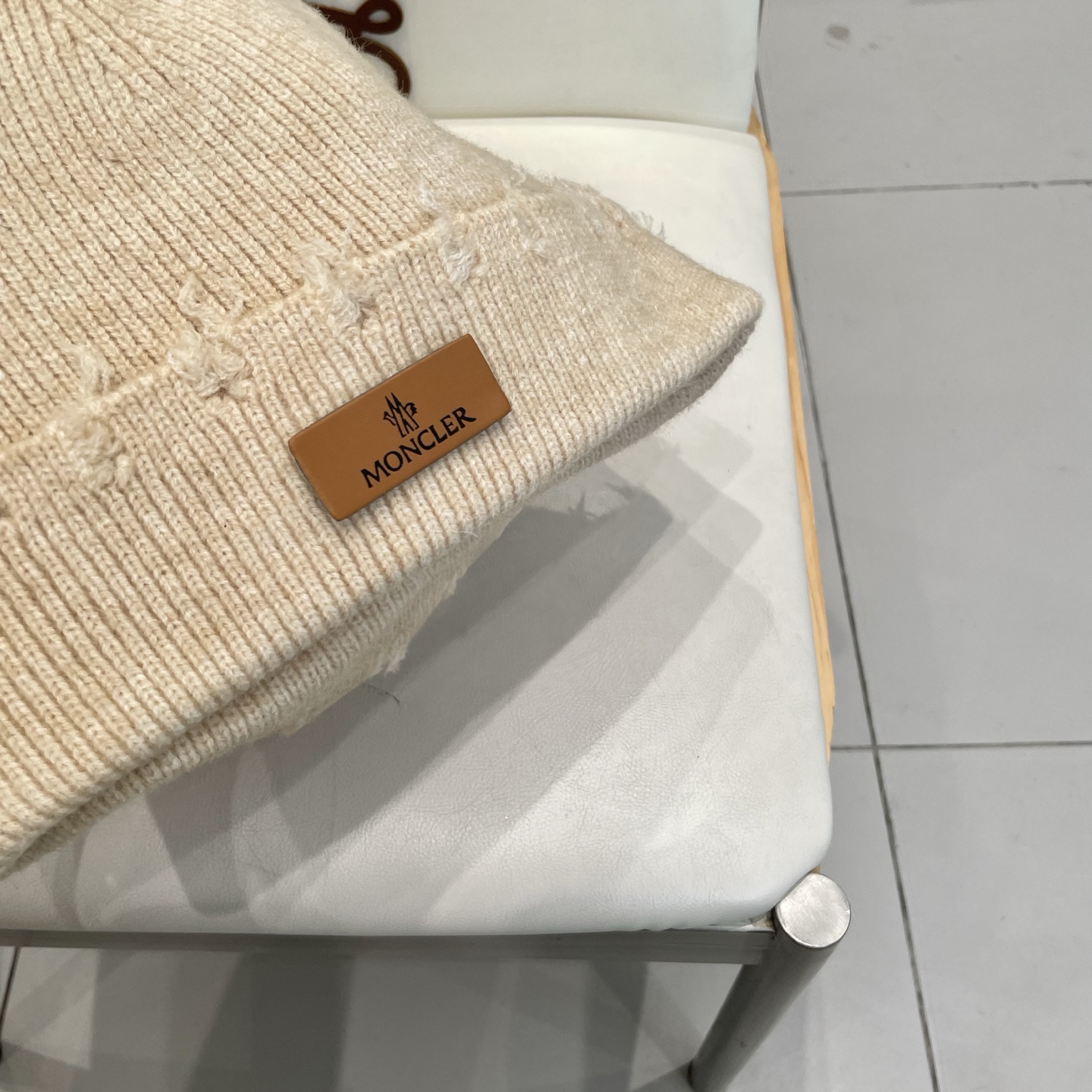 蒙口MONCLER破洞毛线帽子女秋冬天日系显脸小针织帽情侣冷帽