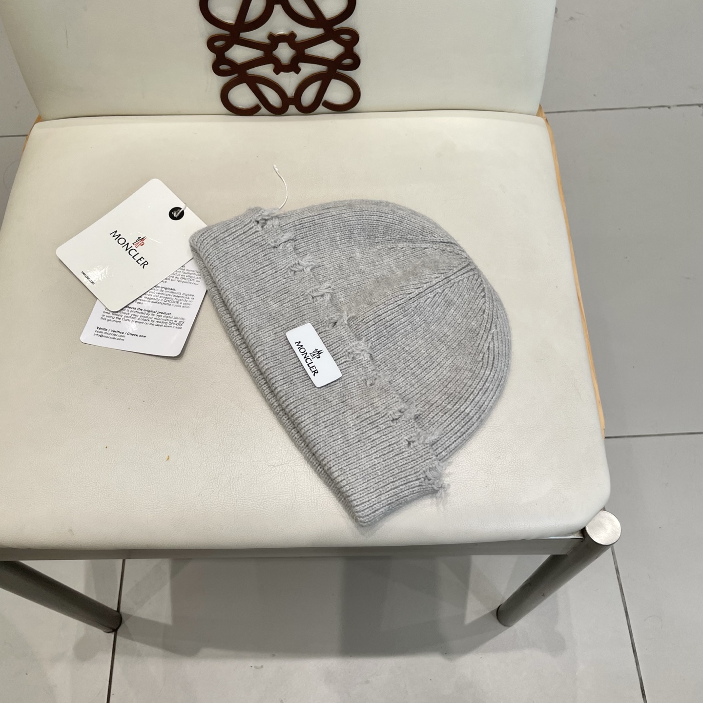 蒙口MONCLER破洞毛线帽子女秋冬天日系显脸小针织帽情侣冷帽