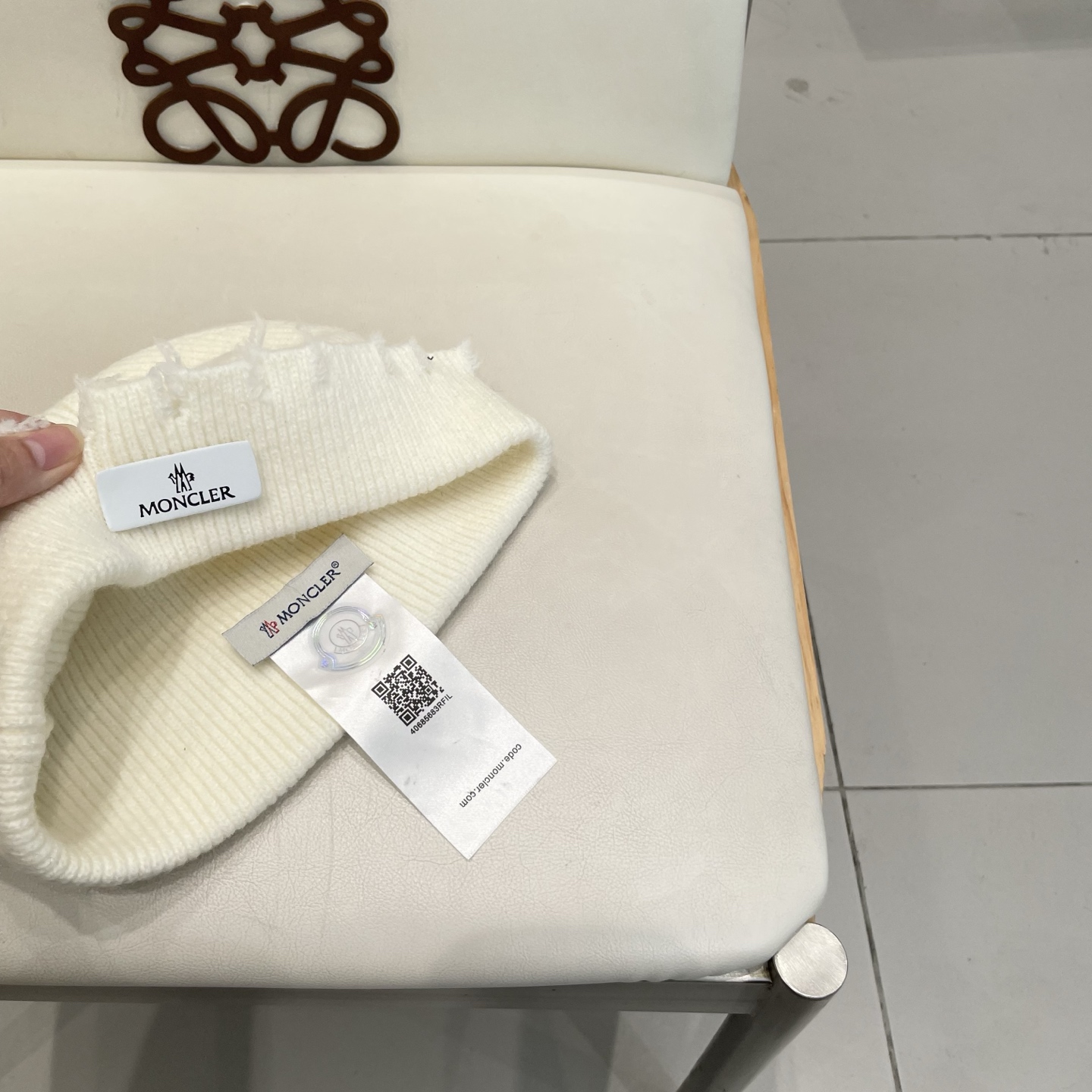 蒙口MONCLER破洞毛线帽子女秋冬天日系显脸小针织帽情侣冷帽