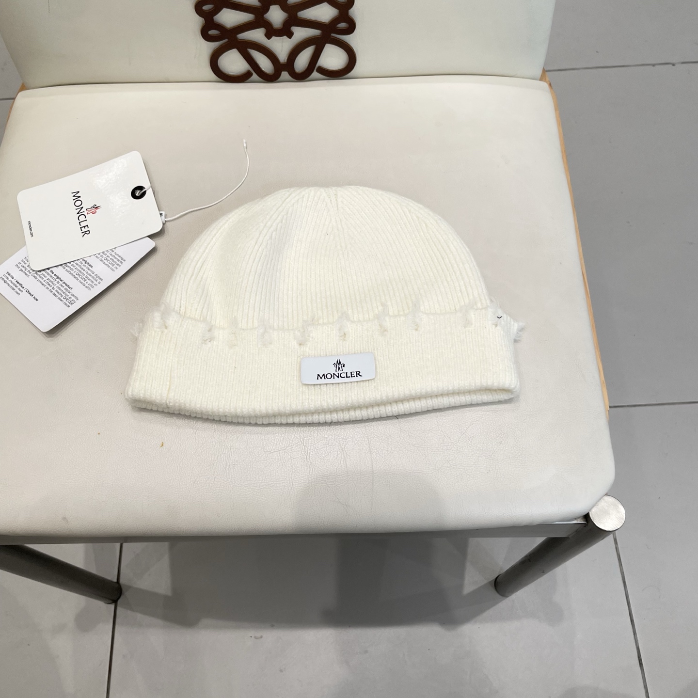 蒙口MONCLER破洞毛线帽子女秋冬天日系显脸小针织帽情侣冷帽