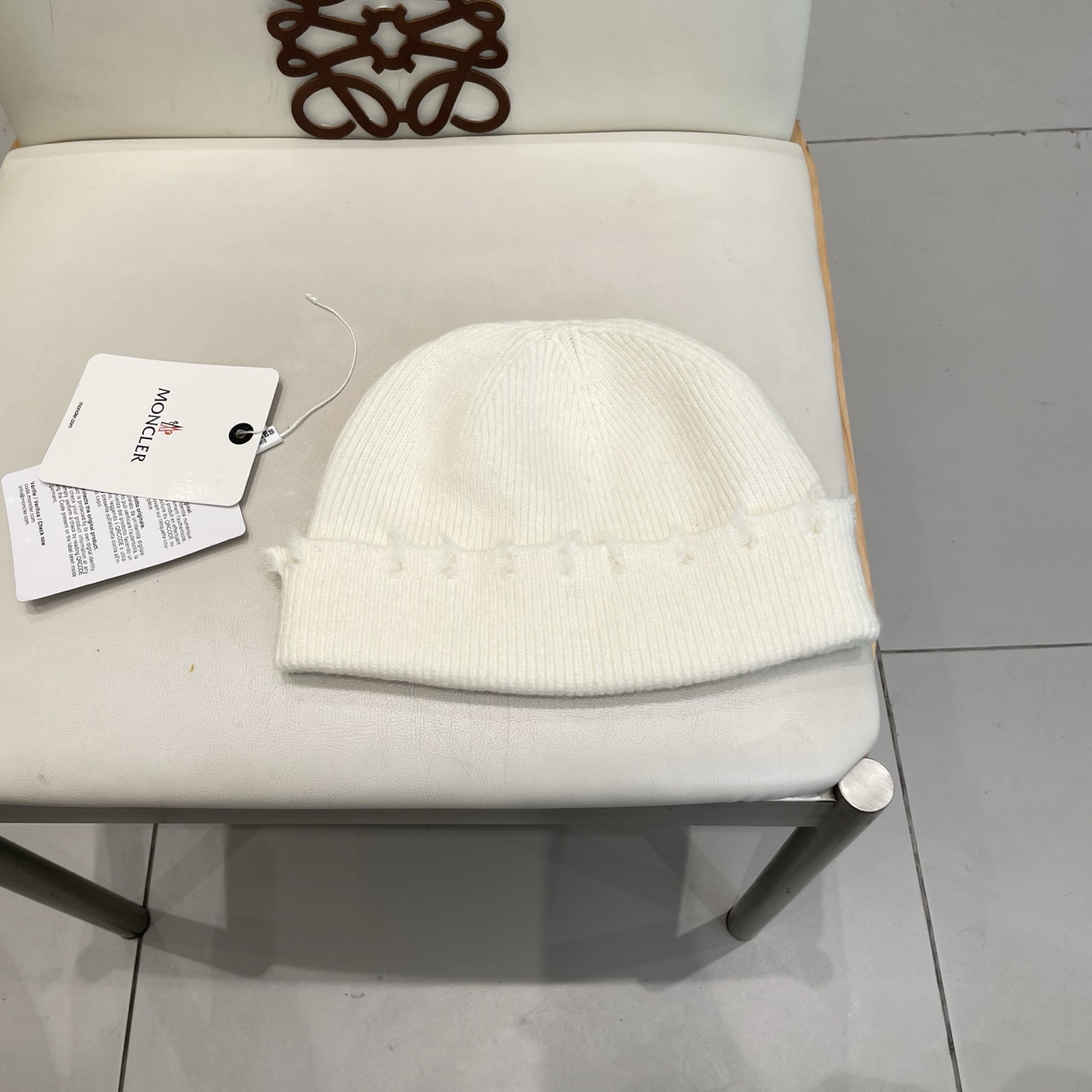 蒙口MONCLER破洞毛线帽子女秋冬天日系显脸小针织帽情侣冷帽