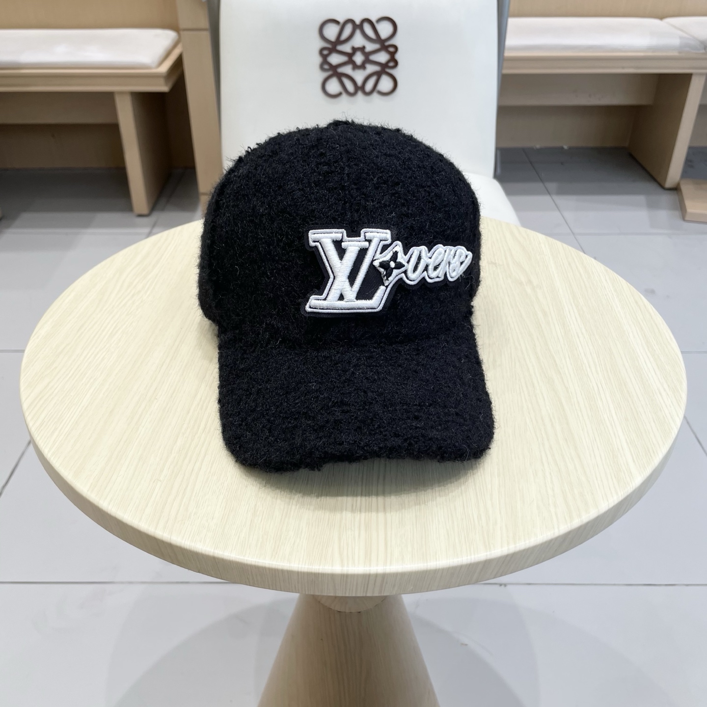   上新！路易威登 LouisVuitton 😍新款LV棒球帽，秋冬新款高端大气，百搭款🤗男女通用