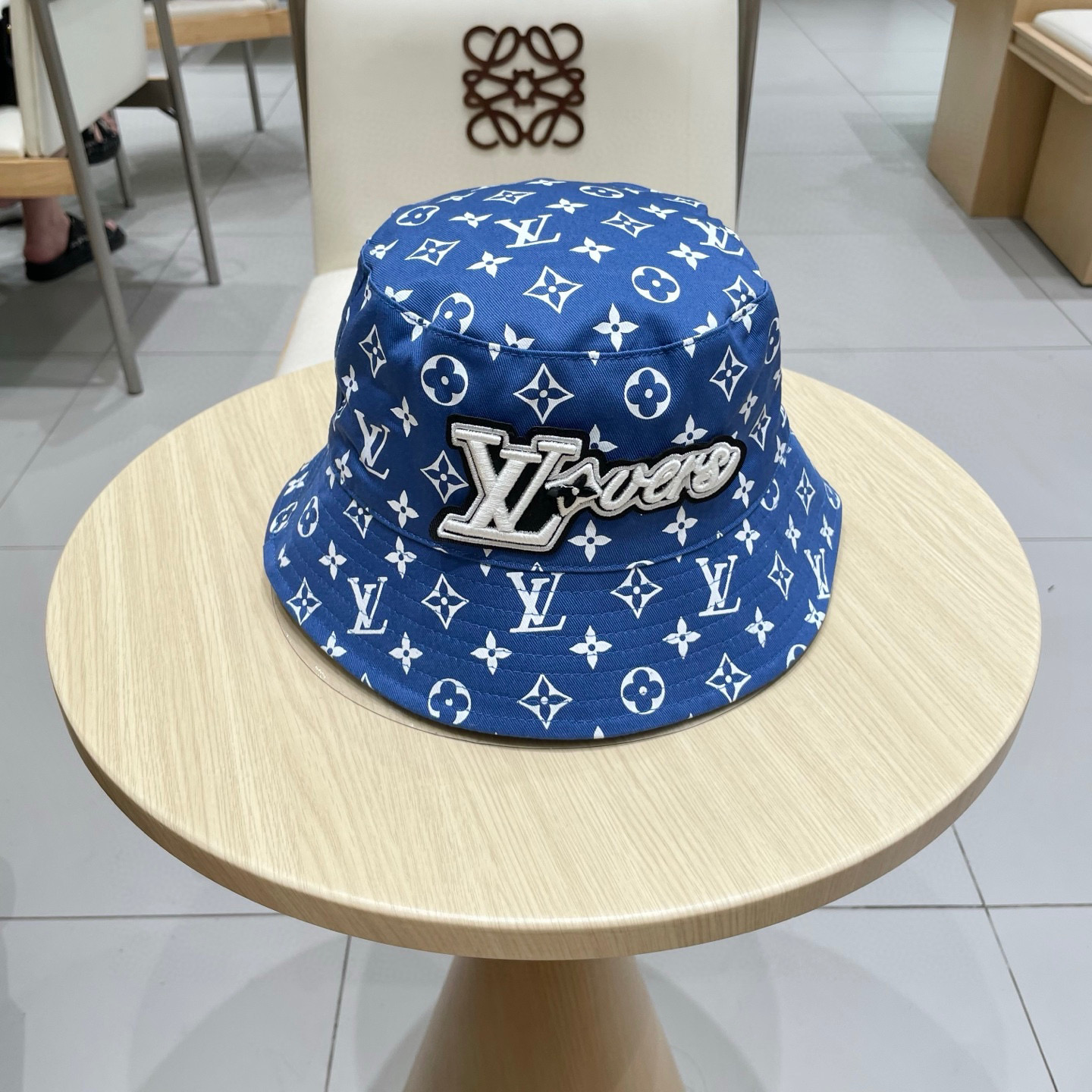  LV Tyer🔥爆联名款双面渔夫帽，帽子可以双面戴，买一个顶两个，小红书网红爆款，男女同款