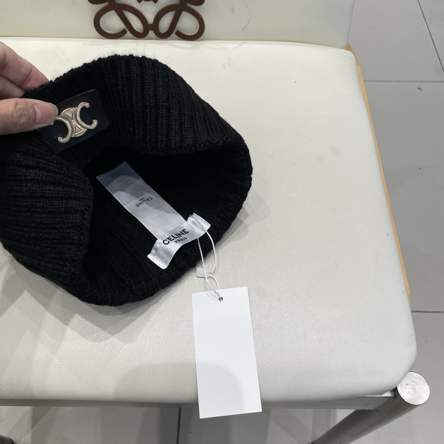   LV路易威登新款羊毛毛线帽，男女款毛线