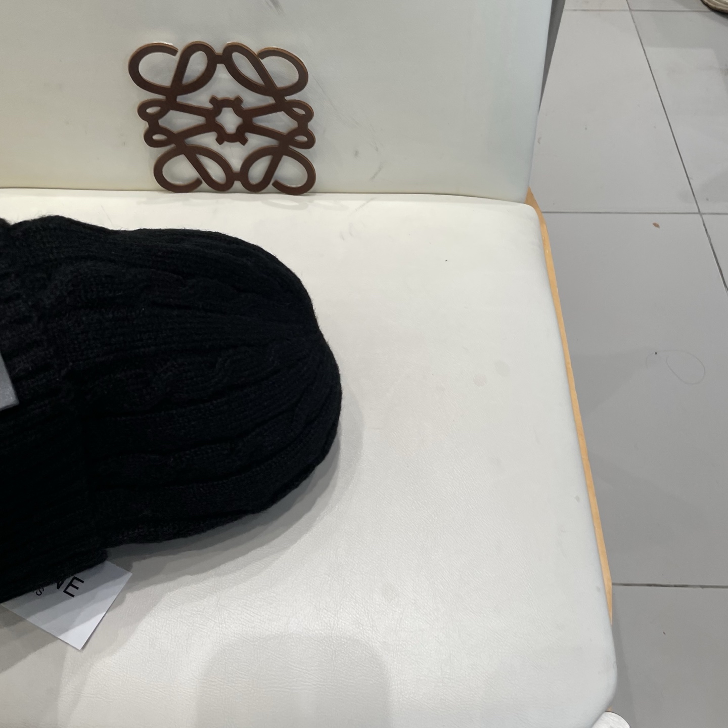   LV路易威登新款羊毛毛线帽，男女款毛线