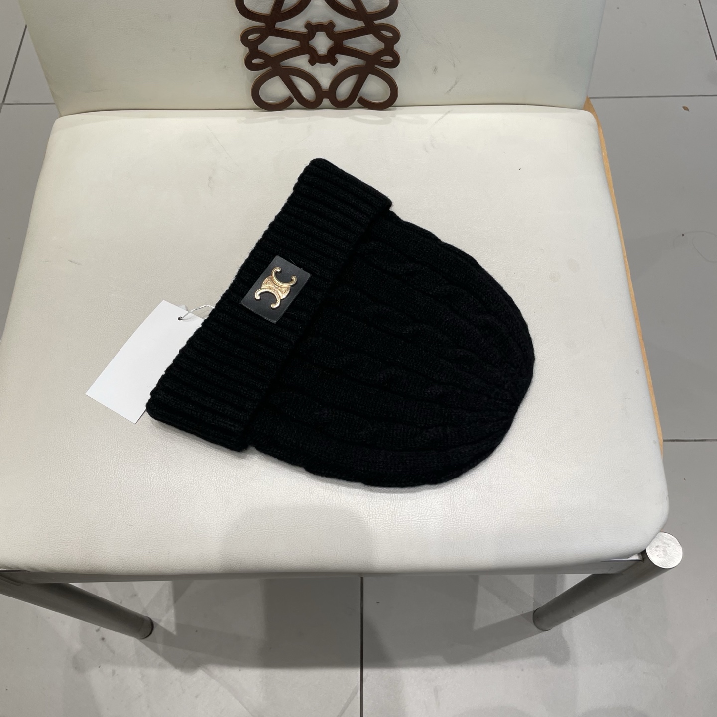   LV路易威登新款羊毛毛线帽，男女款毛线