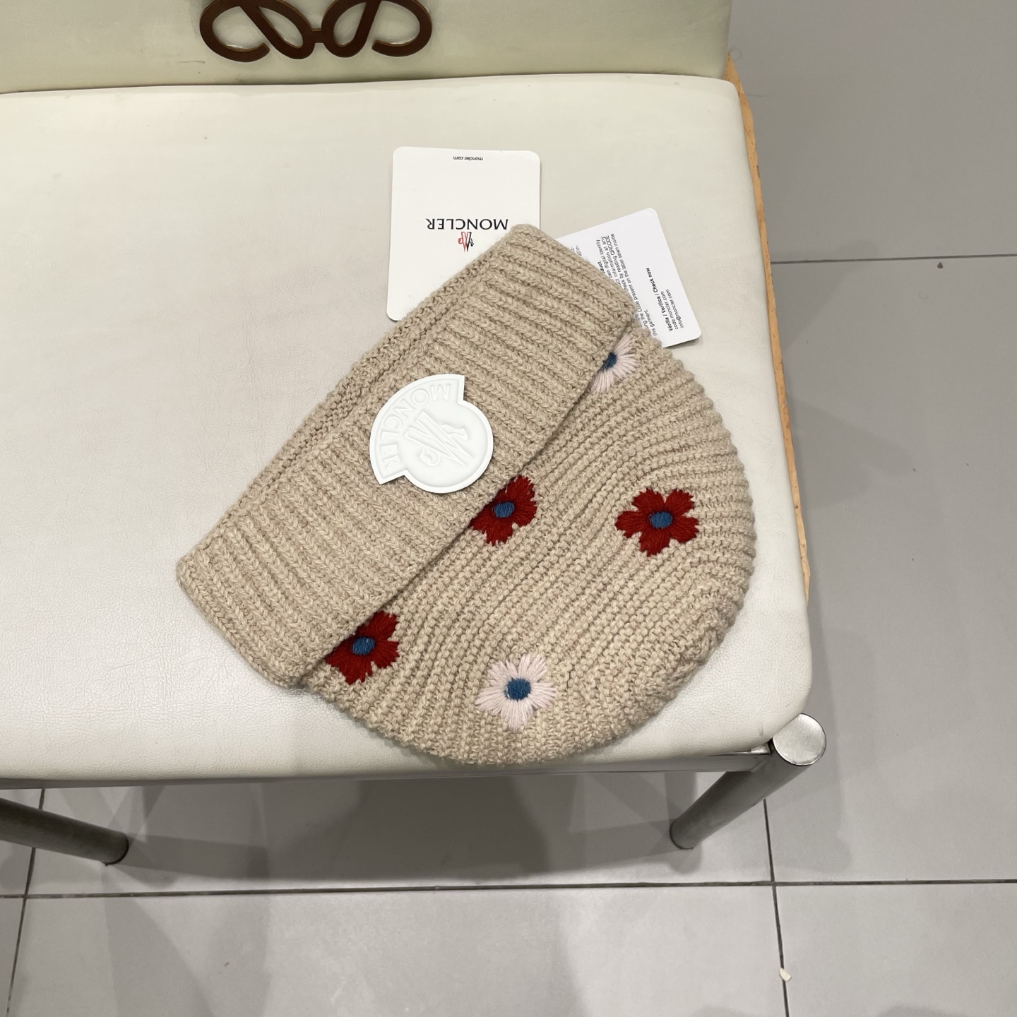  MONCLER蒙口2025新款时尚花朵刺绣针织帽子女生秋冬天防寒保暖毛线帽护耳冷帽