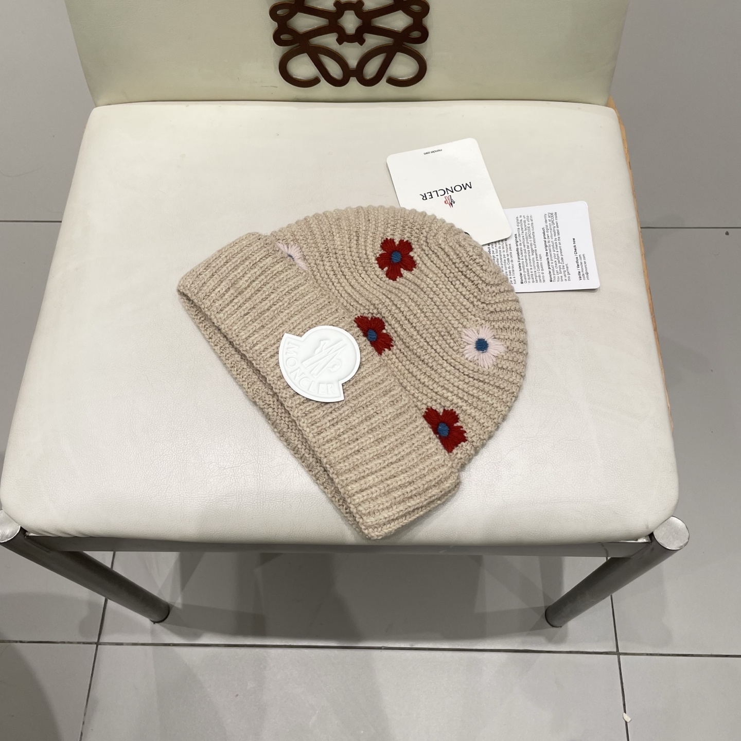  MONCLER蒙口2025新款时尚花朵刺绣针织帽子女生秋冬天防寒保暖毛线帽护耳冷帽