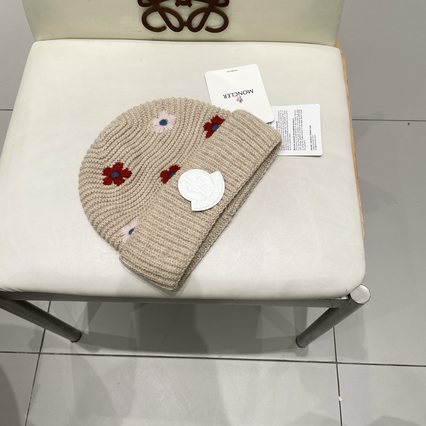  MONCLER蒙口2025新款时尚花朵刺绣针织帽子女生秋冬天防寒保暖毛线帽护耳冷帽